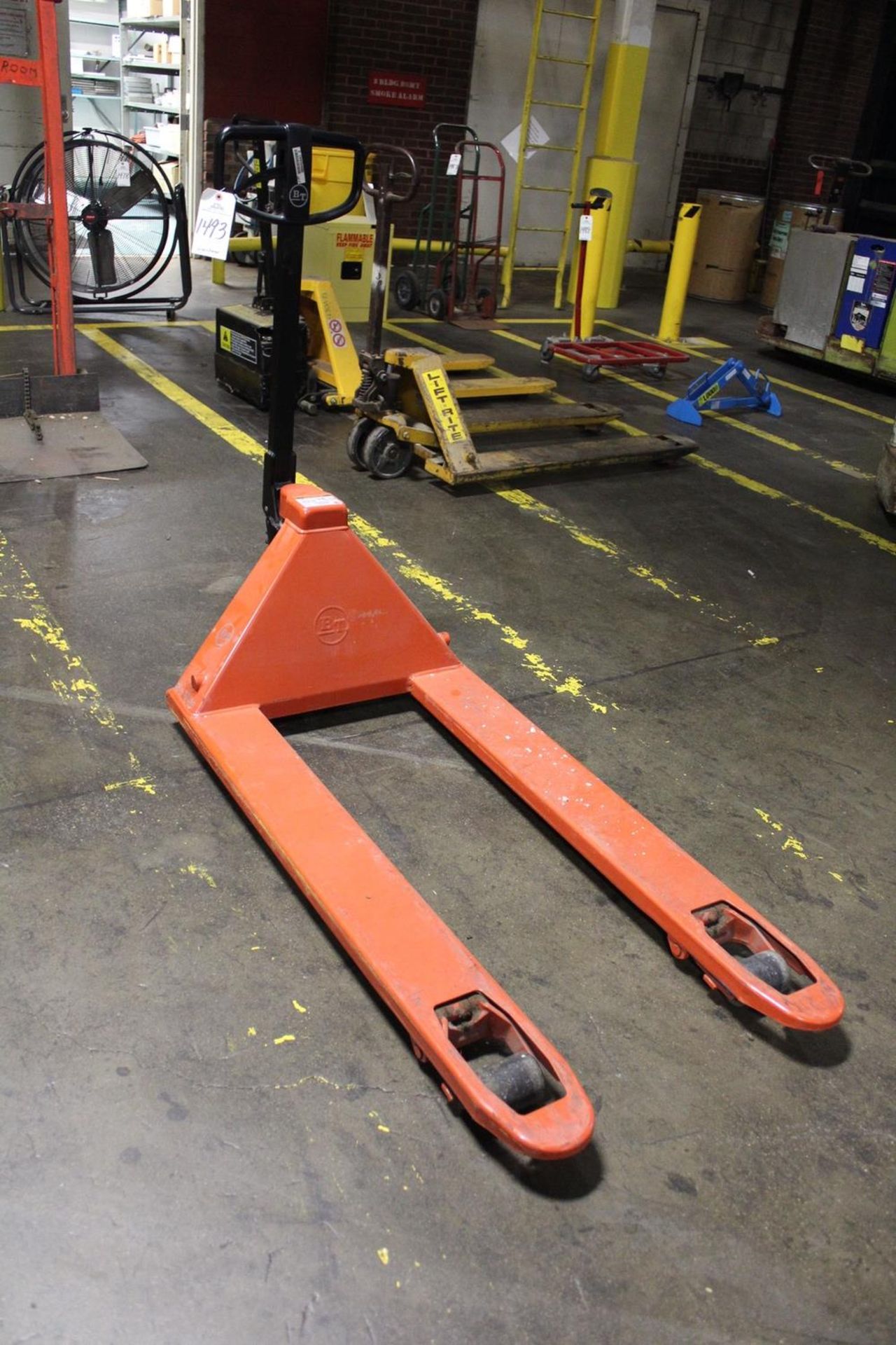 Pallet Jack | Rig Fee: Hand Carry or Contact Rigger