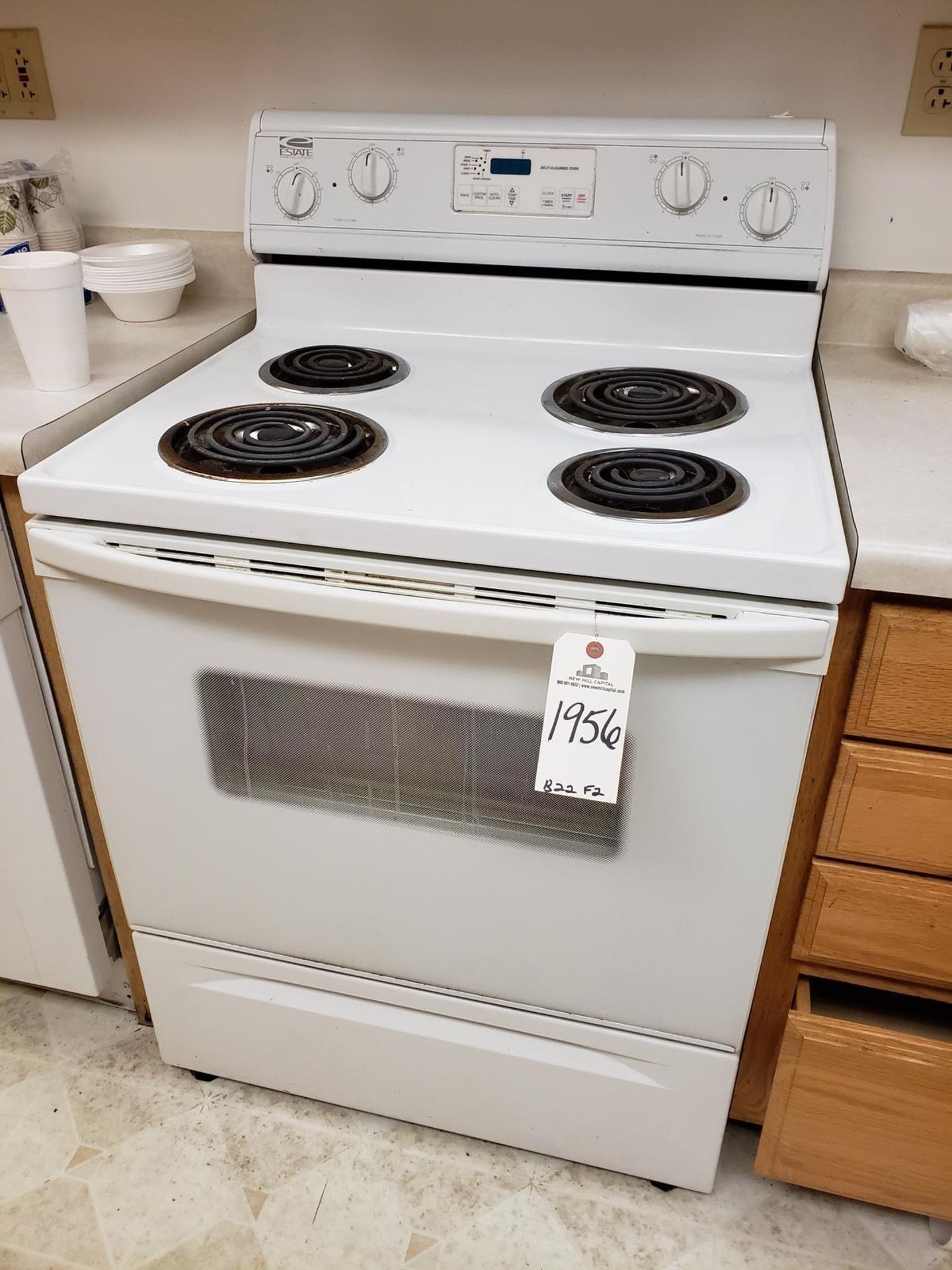 Whirlpool Electric Range | Rig Fee: $50