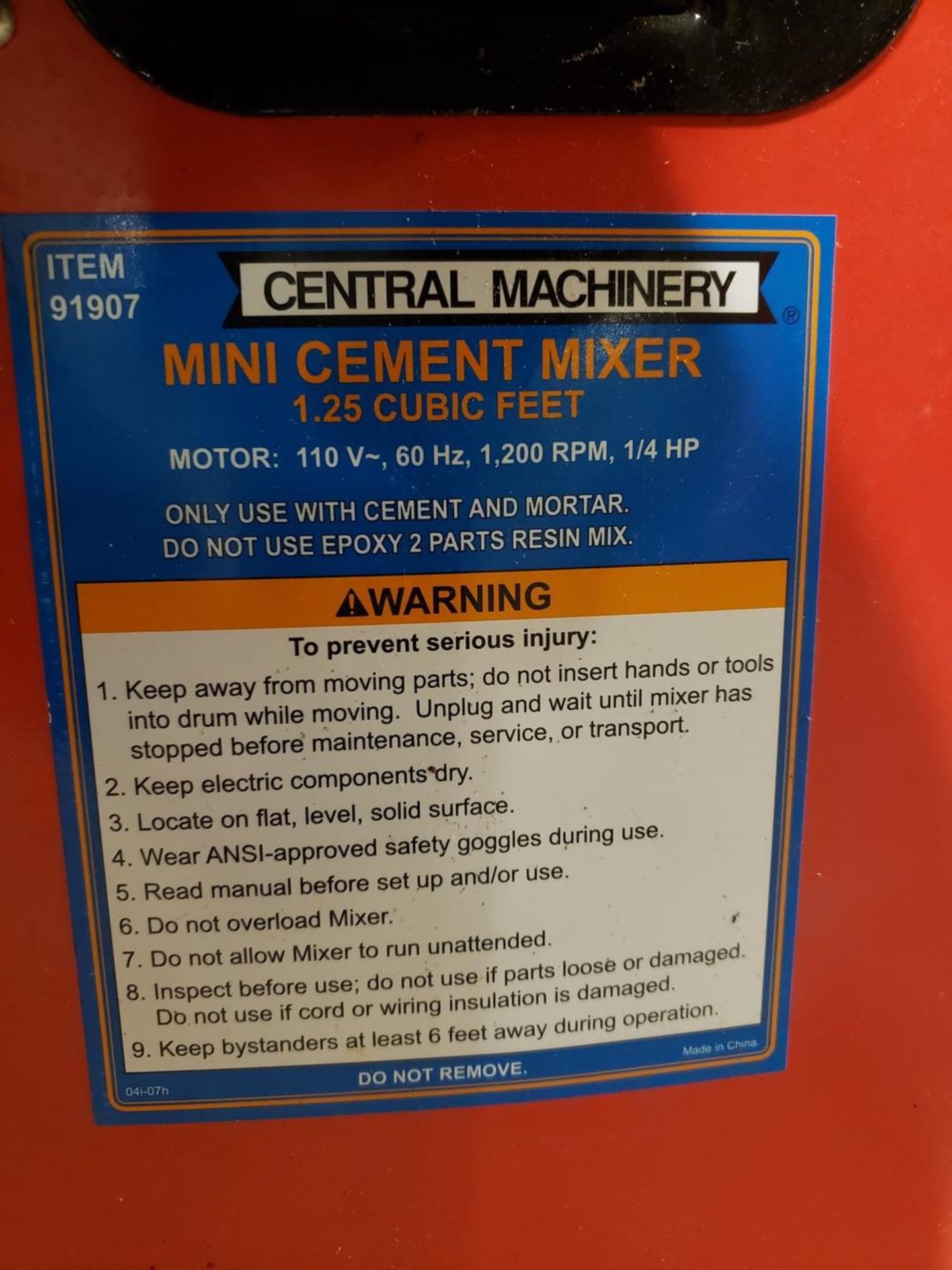 Central Machinery Mini Cement Mixer | Rig Fee: Hand Carry or Contact Rigger - Image 2 of 2