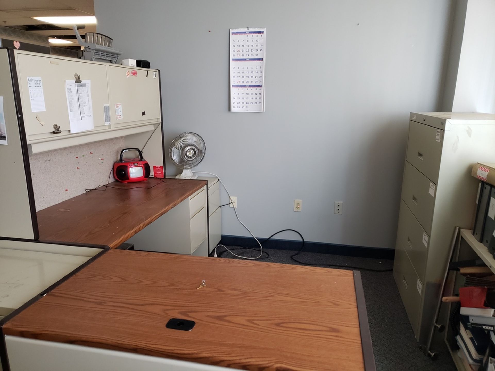 Lot of Office Furniture | Rig Fee: Hand Carry or Contact Rigger - Image 2 of 5