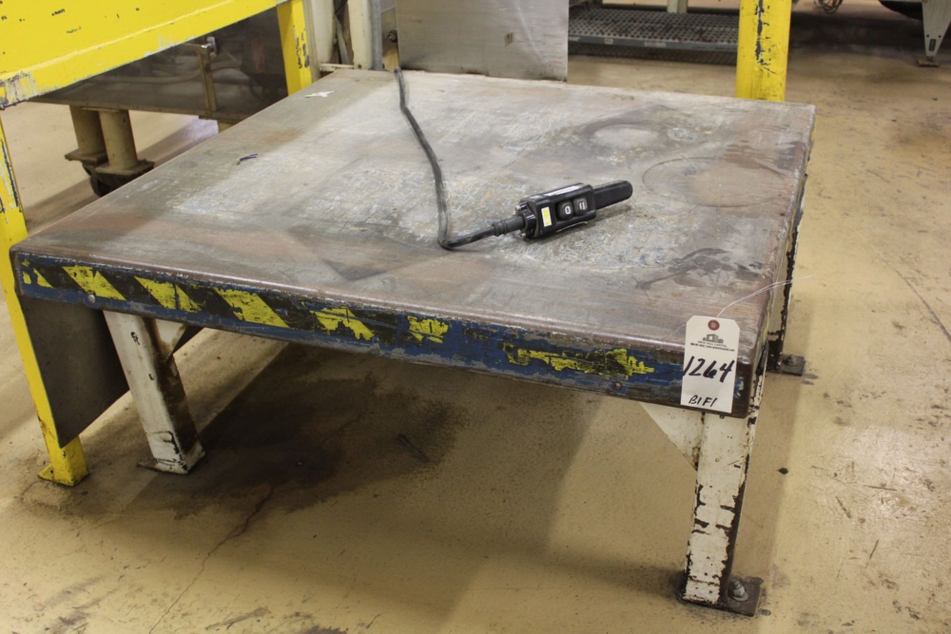 Hydraulic Lift Table | Rig Fee: $150