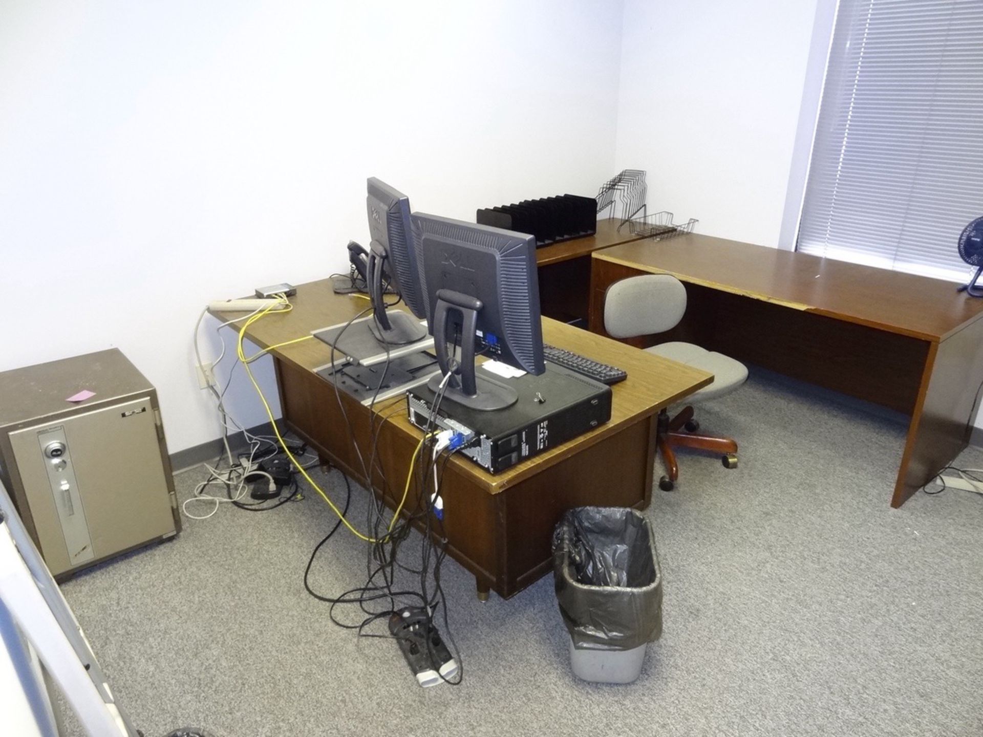 Office 8 - 2 Desks, And 2 Chairs, (1) 5 Drawer Lateral, (1) 4 Drawer Lat | Rig Fee: See Full Desc