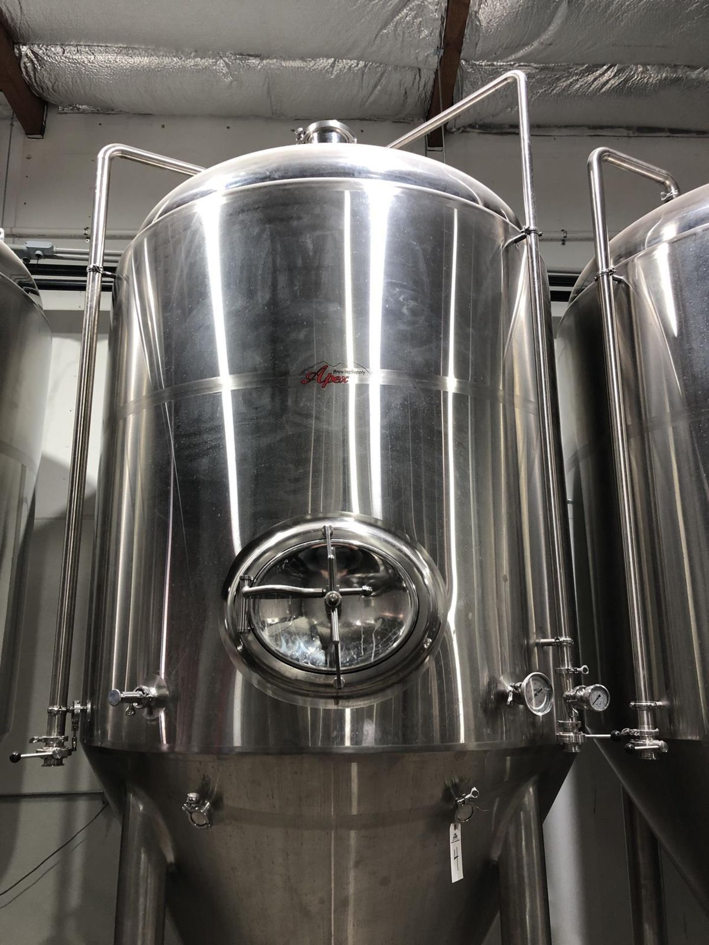 2017 Apex Brewing 30 BBL Unitank Fermenter, Glycol Jacketed, Approx - Subj to Bulk | Rig Fee: $800 - Image 3 of 8