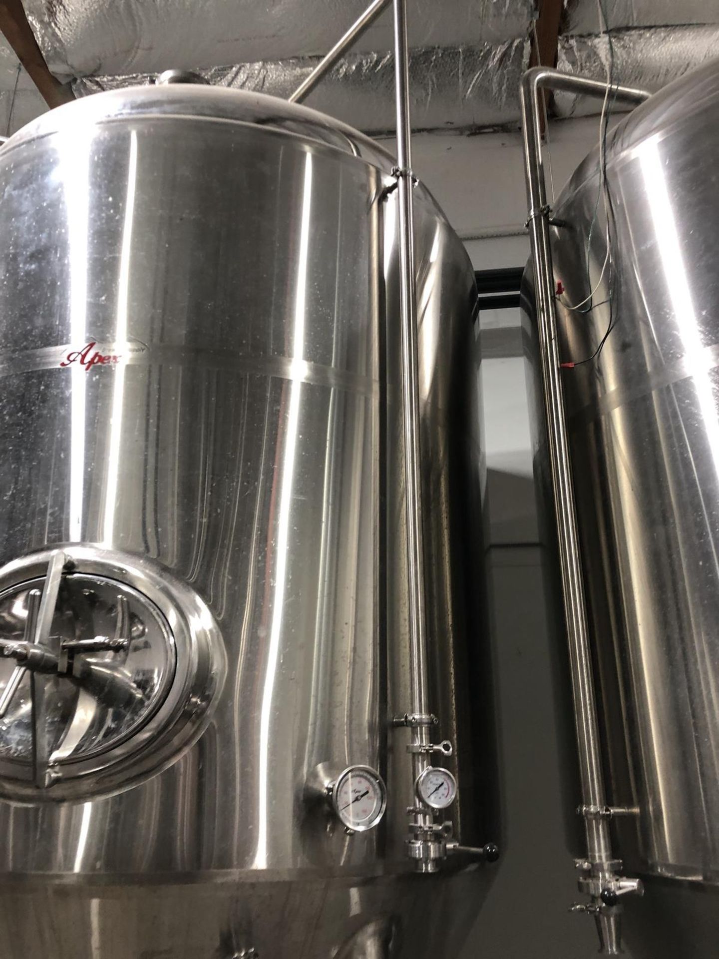 2017 Apex Brewing 30 BBL Unitank Fermenter, Glycol Jacketed, Approx - Subj to Bulk | Rig Fee: $800 - Image 4 of 10