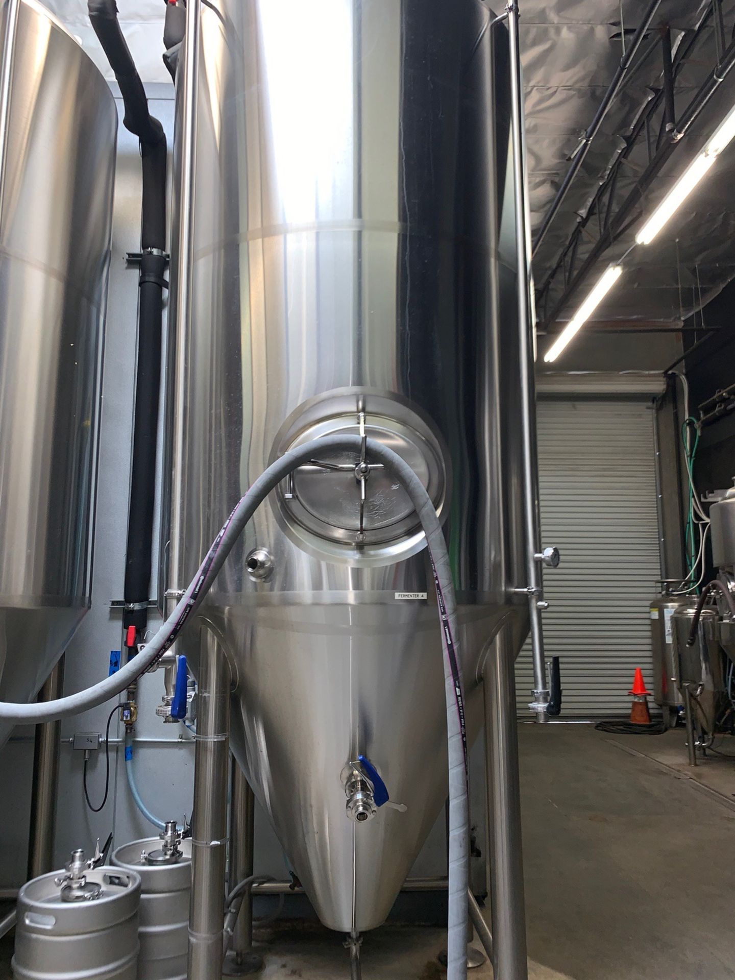 2016 Premier Stainless 30 BBL Unitank Fermenter, Glycol Jacketed, Ap | Subj to Bulk | Rig Fee: $1250