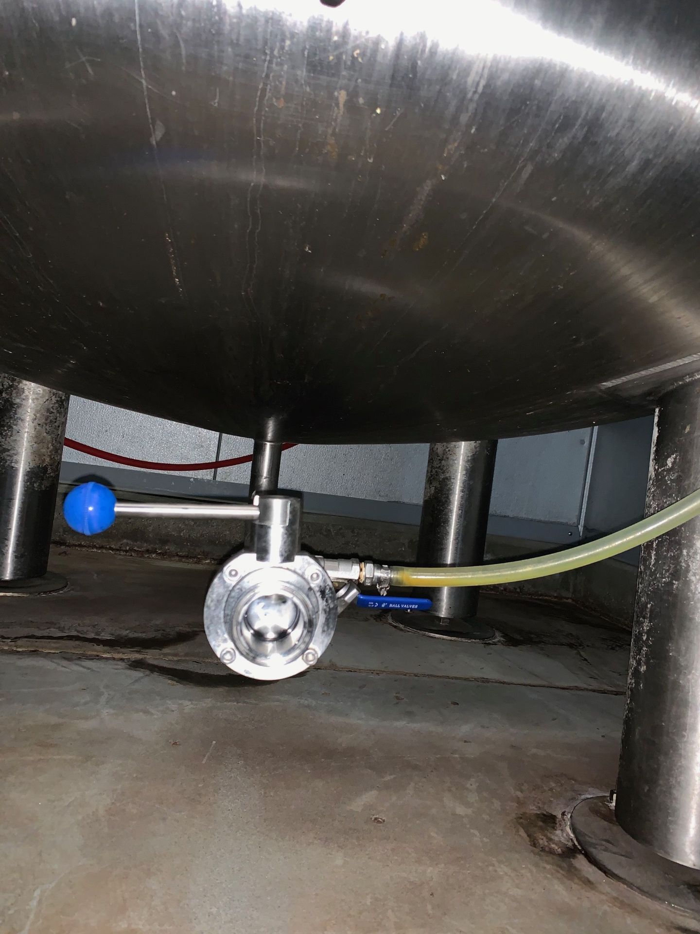 2015 Deutsche Beverage 20 BBL Brite Tank, Single Wall Stainless Stee | Subj to Bulk | Rig Fee: $800 - Image 4 of 13