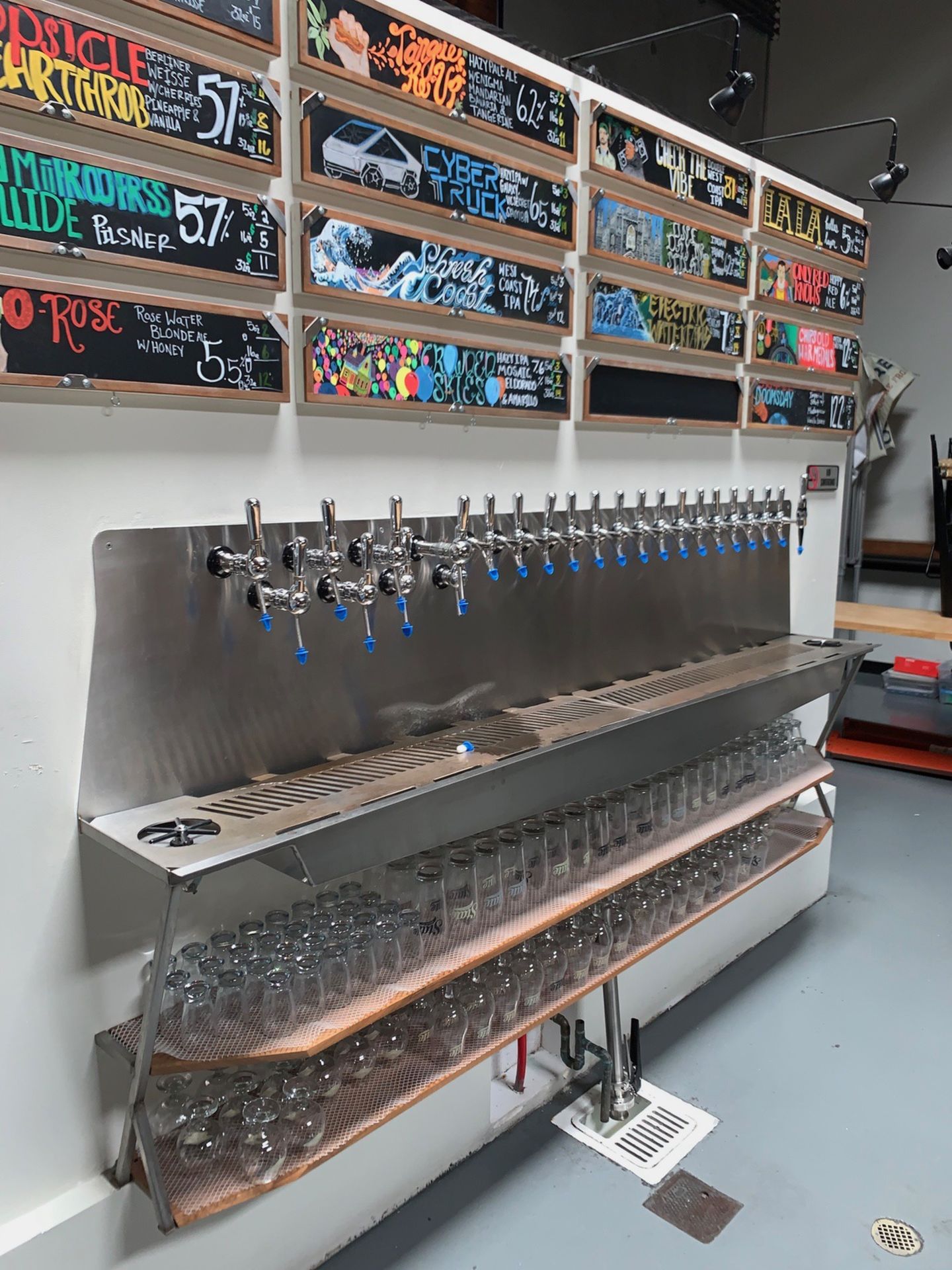 Micromatic 24-Tap Draft System with Fitttings, Regulators, and Draft | Subj to Bulk | Rig Fee: $200