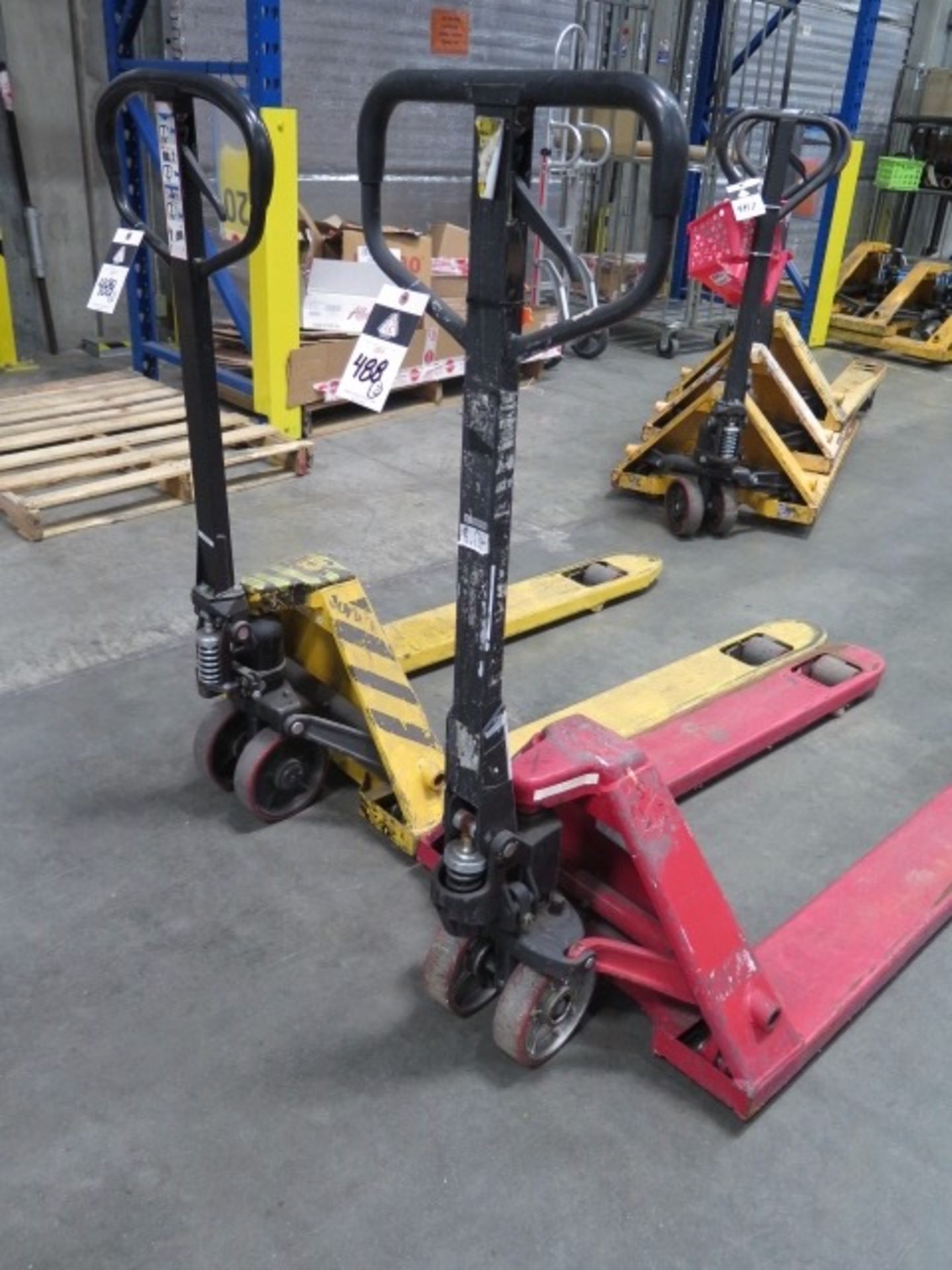 (2) Manual Pallet Jacks | Rig Fee: Hand Carry - Image 4 of 5