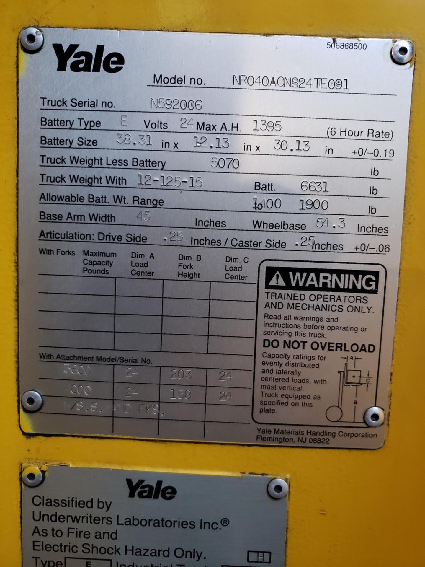 Yale Forklift, Electric, 24 Volt, Cap. 3600 lbs., Hours 2165, M# NR040ACNS24TE091, S | Rig Fee $150 - Image 2 of 3