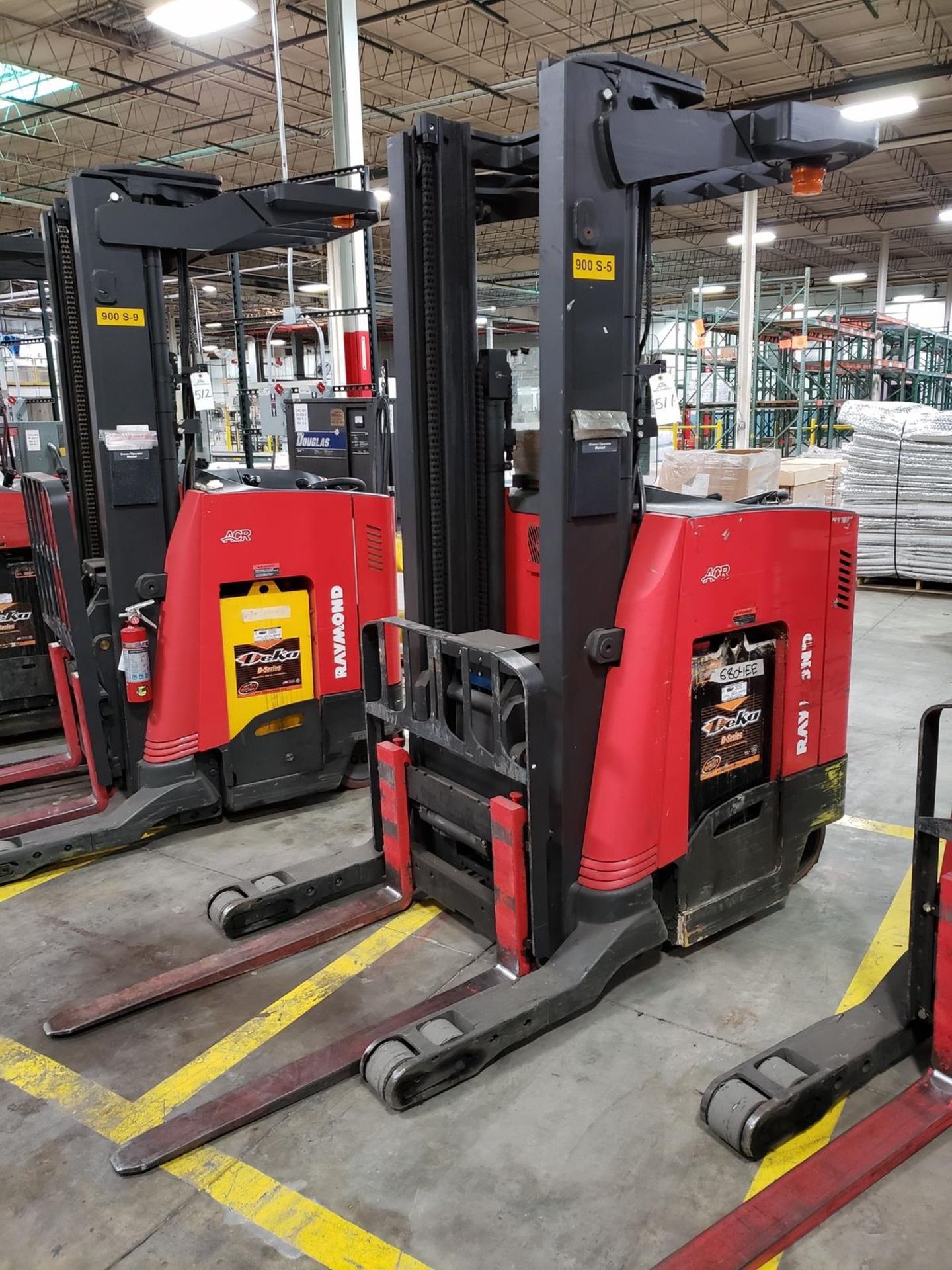 Raymond Forklift, Electric, 36 Volt, Cap. 3500 lbs., Hours 14556, M# 740 R35TT, S/N | Rig Fee $150