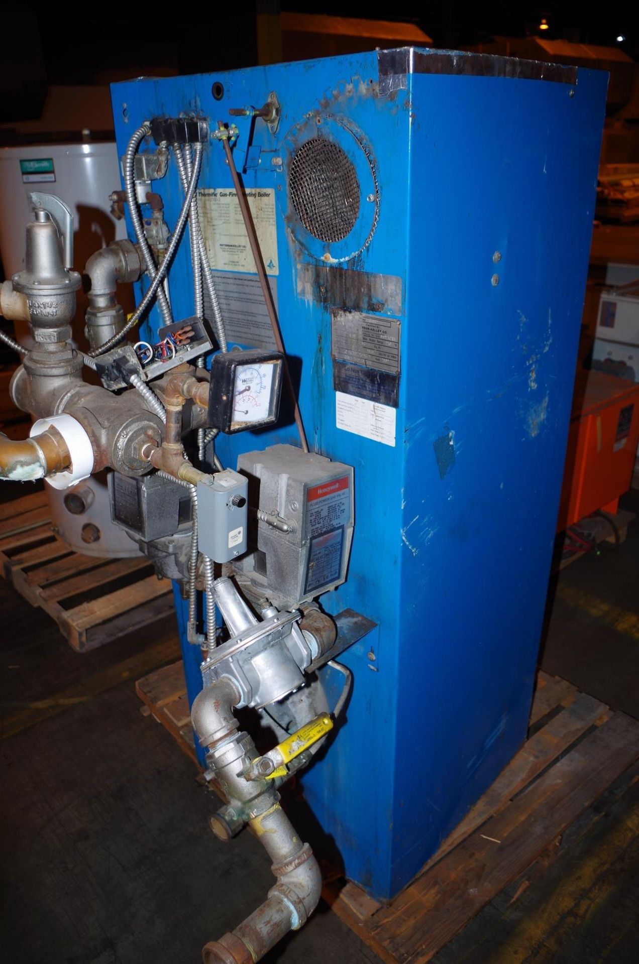 Thermific Gas Fired Heating Boiler, 160 PSI @ 250F, S/N CL14-02-23296 | Rig Fee: $50 - Image 2 of 3