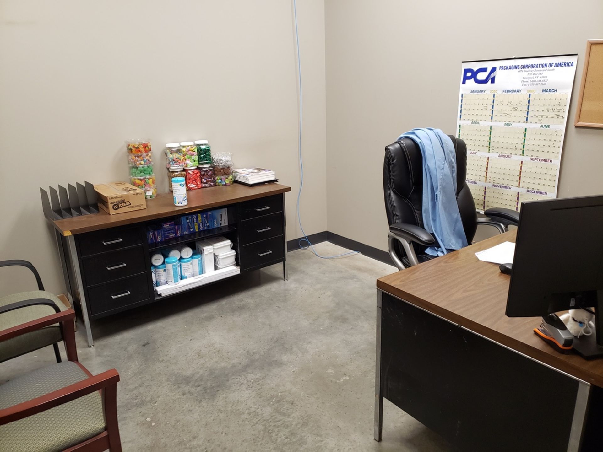 Contents of Production Offices (To Exclude Personal Computers and Paper Work) | Rig Fee: $100 - Image 4 of 5