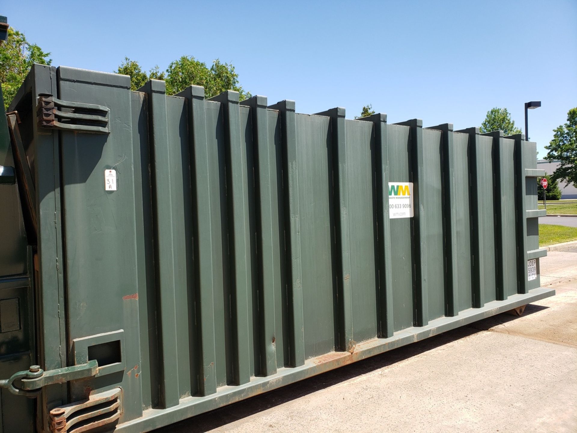 40 Yard Compactor Bin - Loc: NJ | Rig Fee: $350