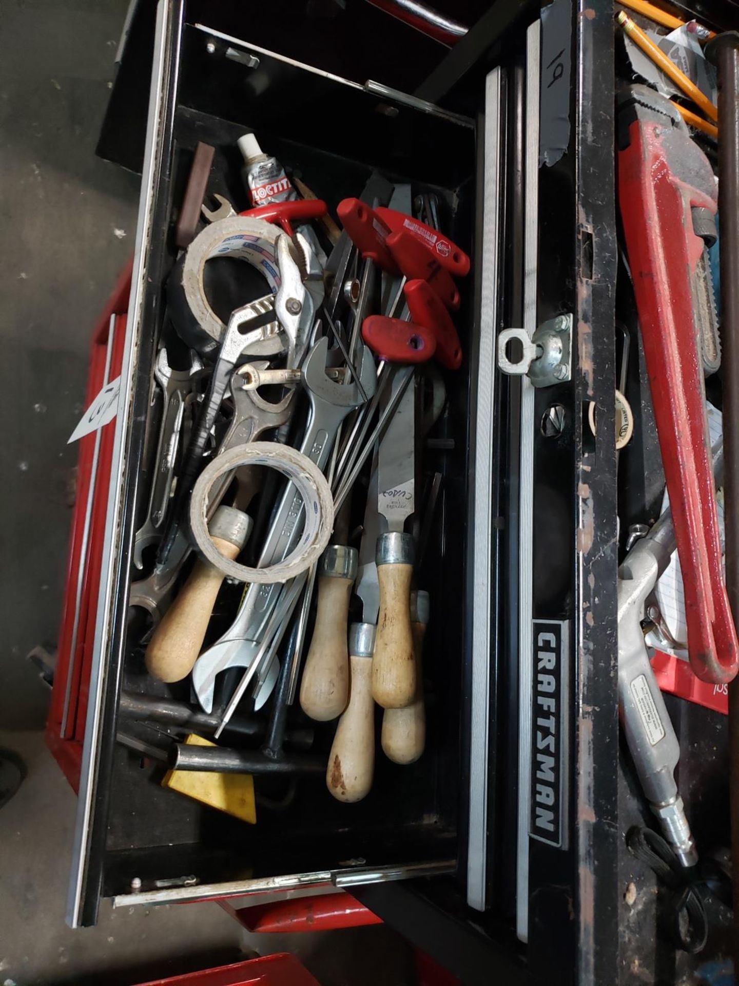 Craftsman Top & Bottom Tool Chests, W/ Contents, (See Additional Pictures) Rig Fee: $25 - Image 4 of 8