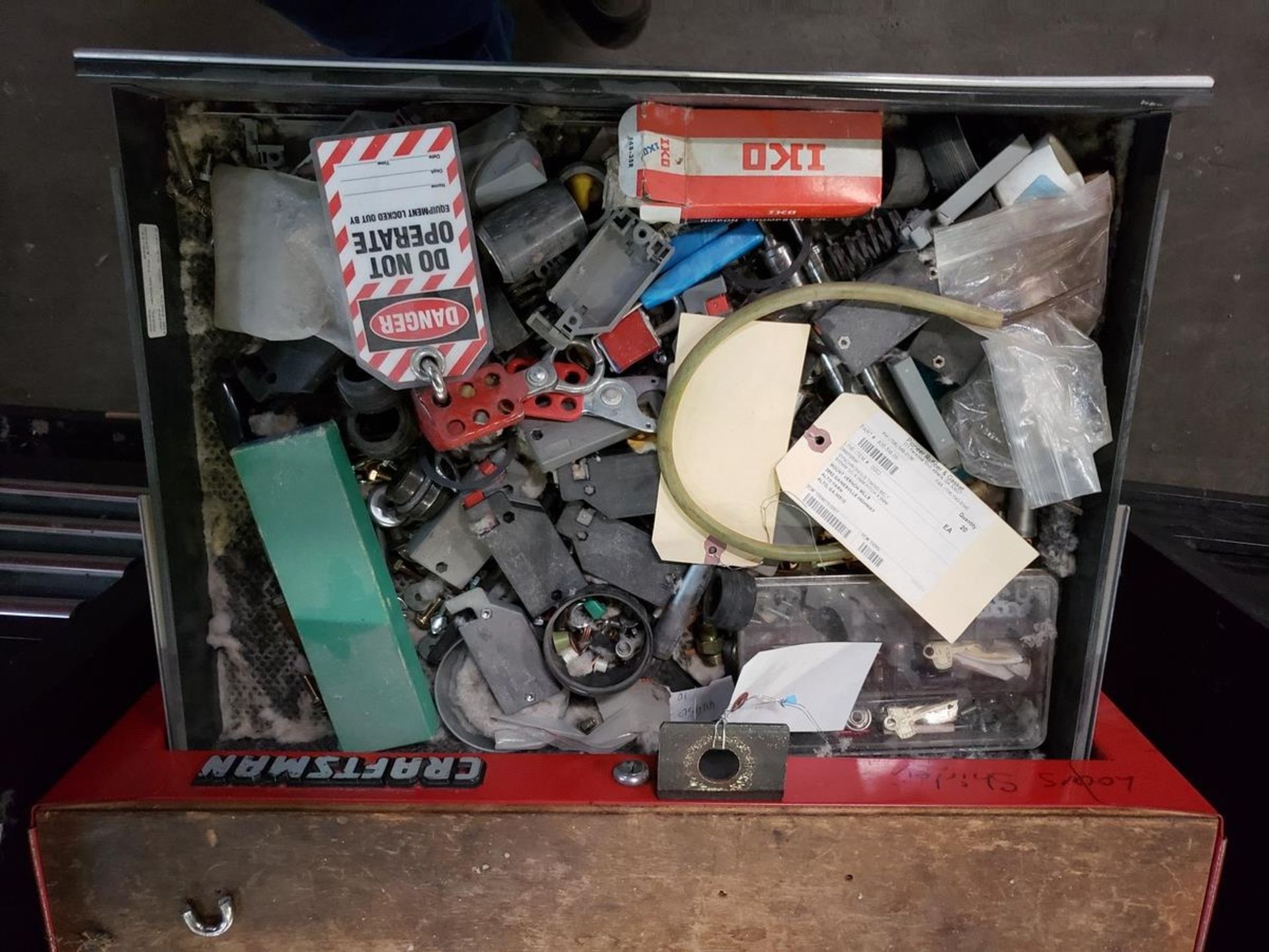 Craftsman Bottom Tool Chest, W/ Contents, (See Additional Pictures) Rig Fee: $25 - Image 2 of 6