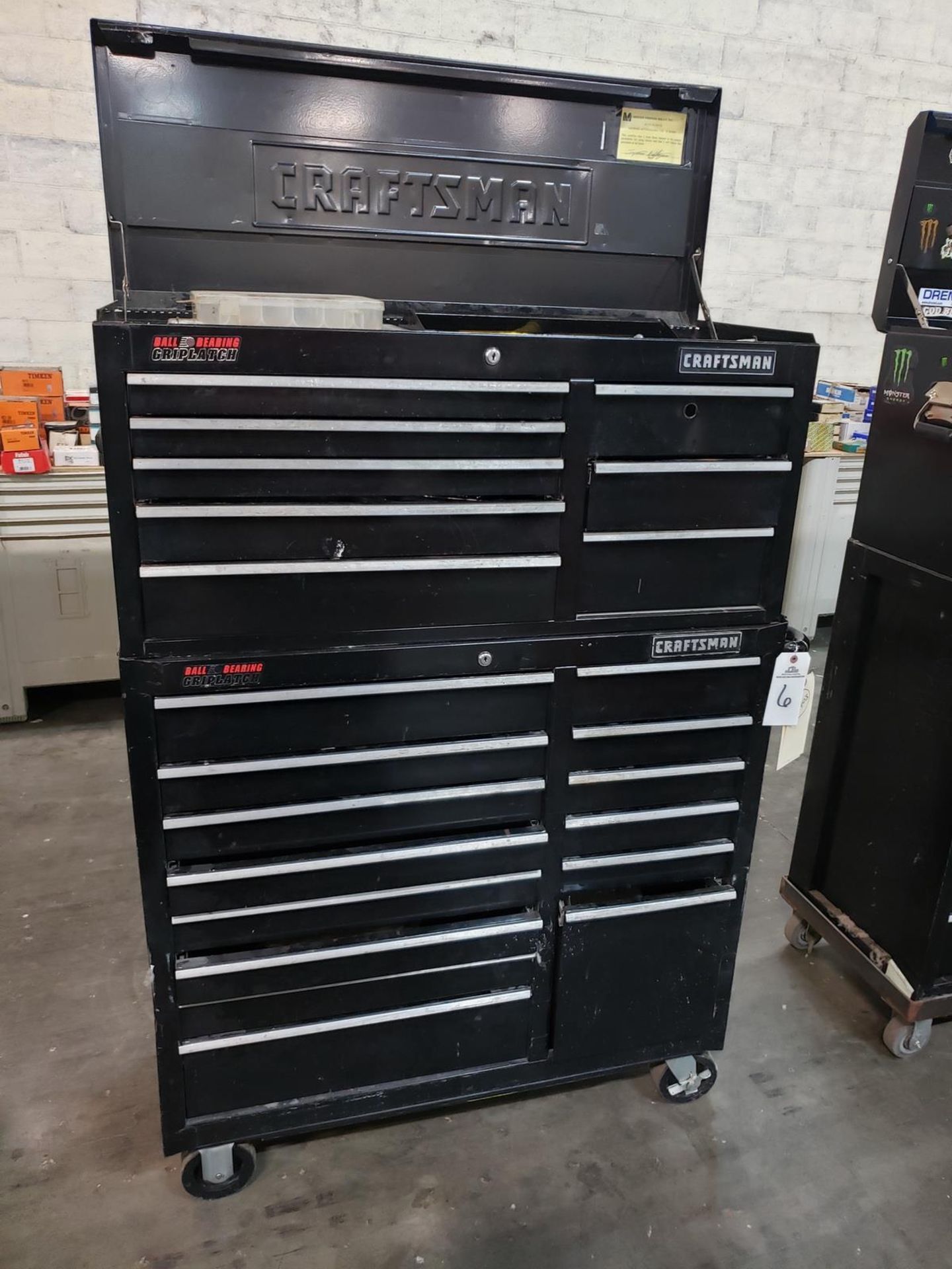 Craftsman Top & Bottom Tool Chests, W/ Contents, (See Additional Pictures) Rig Fee: $50