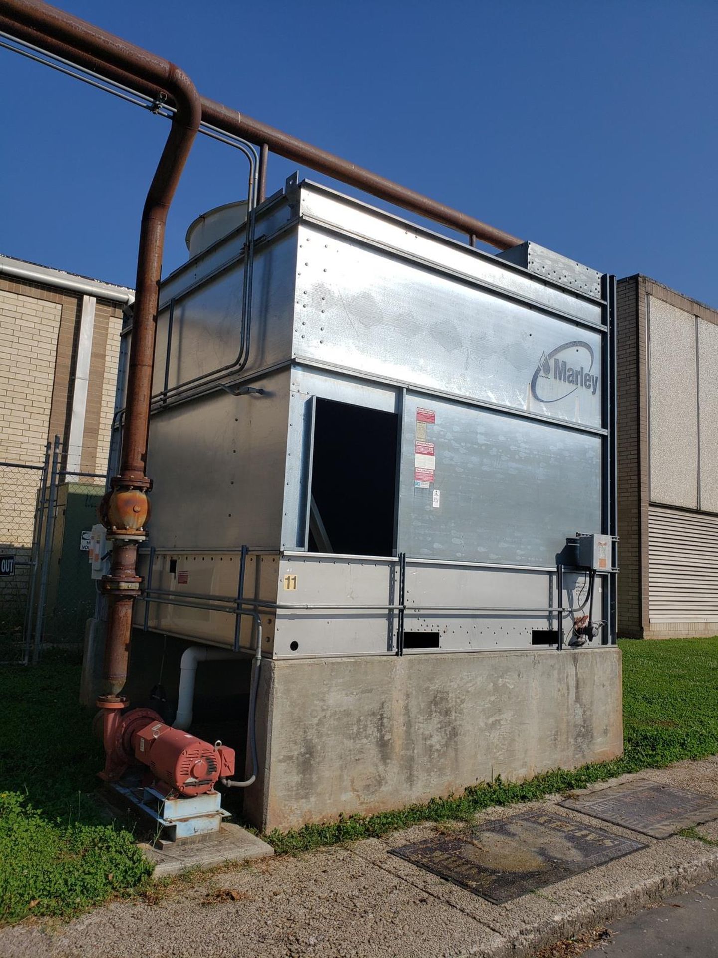 Marley AV Series Cooling Tower, S/N 811413-A1 AV62031C 06, W/ Circulating Pump | Rig Fee: $3900