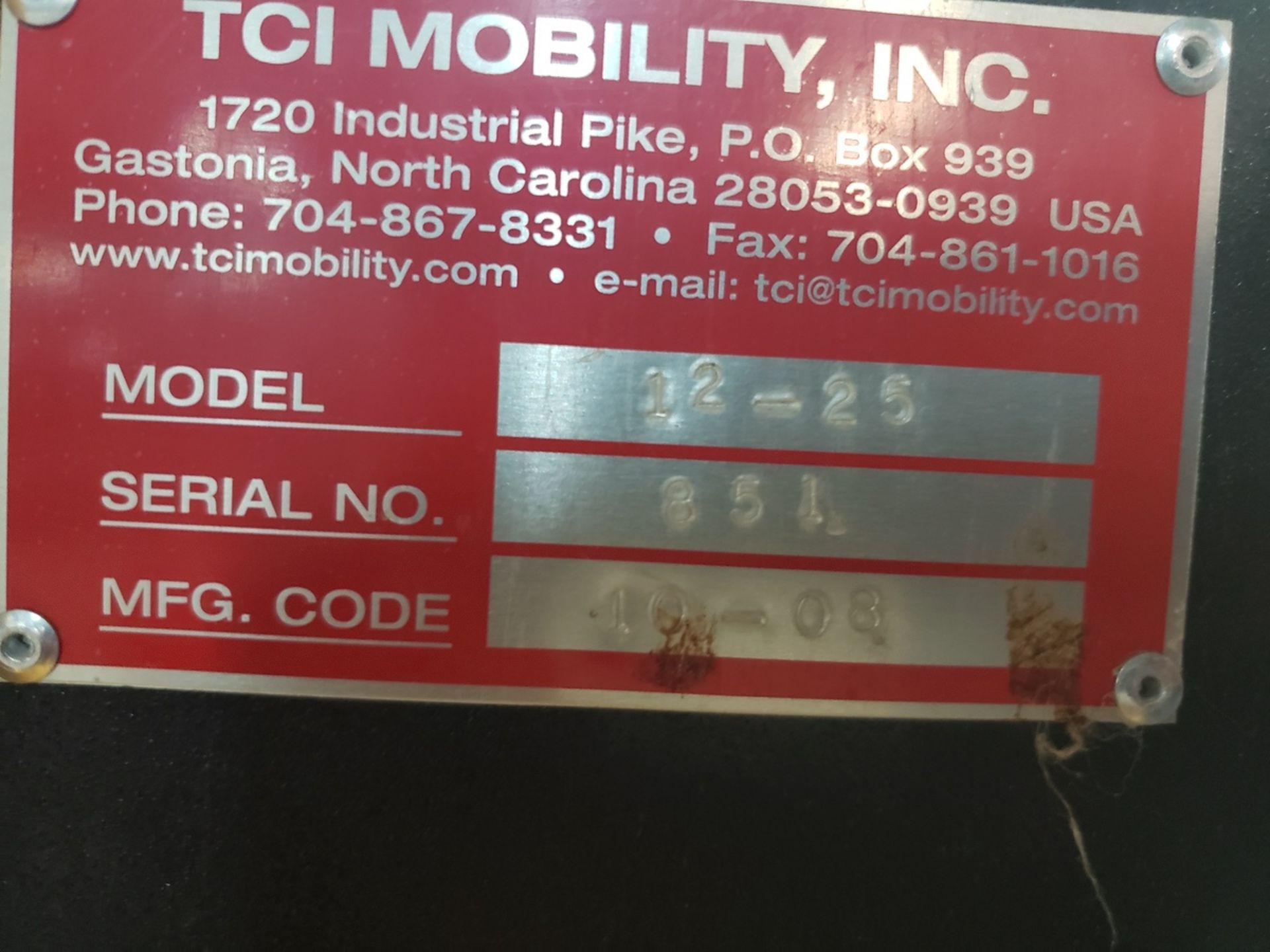 Lot of (2) TCI Mobility Battery Chargers, M# 12-25 Rig Fee: $25 - Image 2 of 3