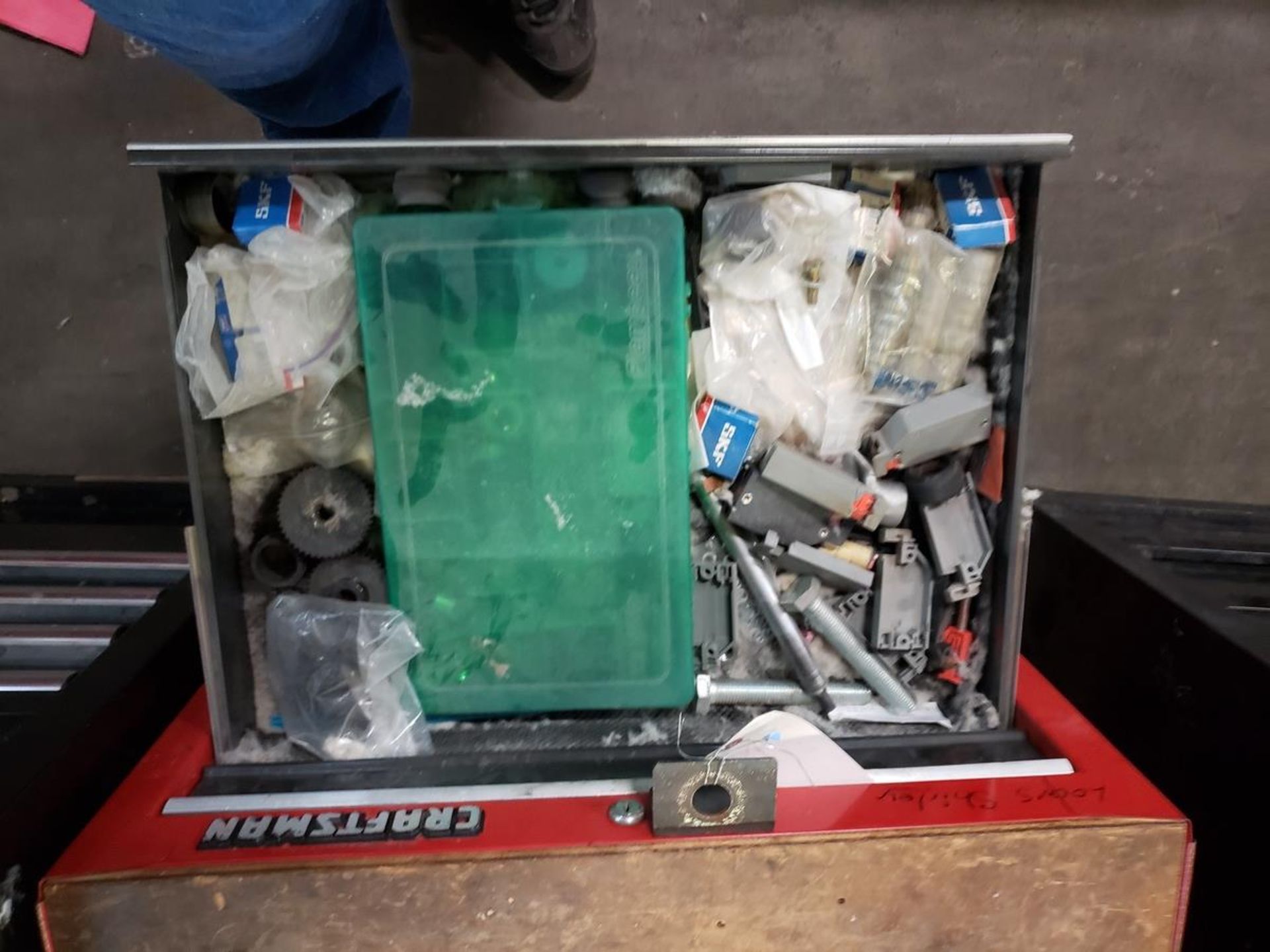 Craftsman Bottom Tool Chest, W/ Contents, (See Additional Pictures) Rig Fee: $25 - Image 3 of 6