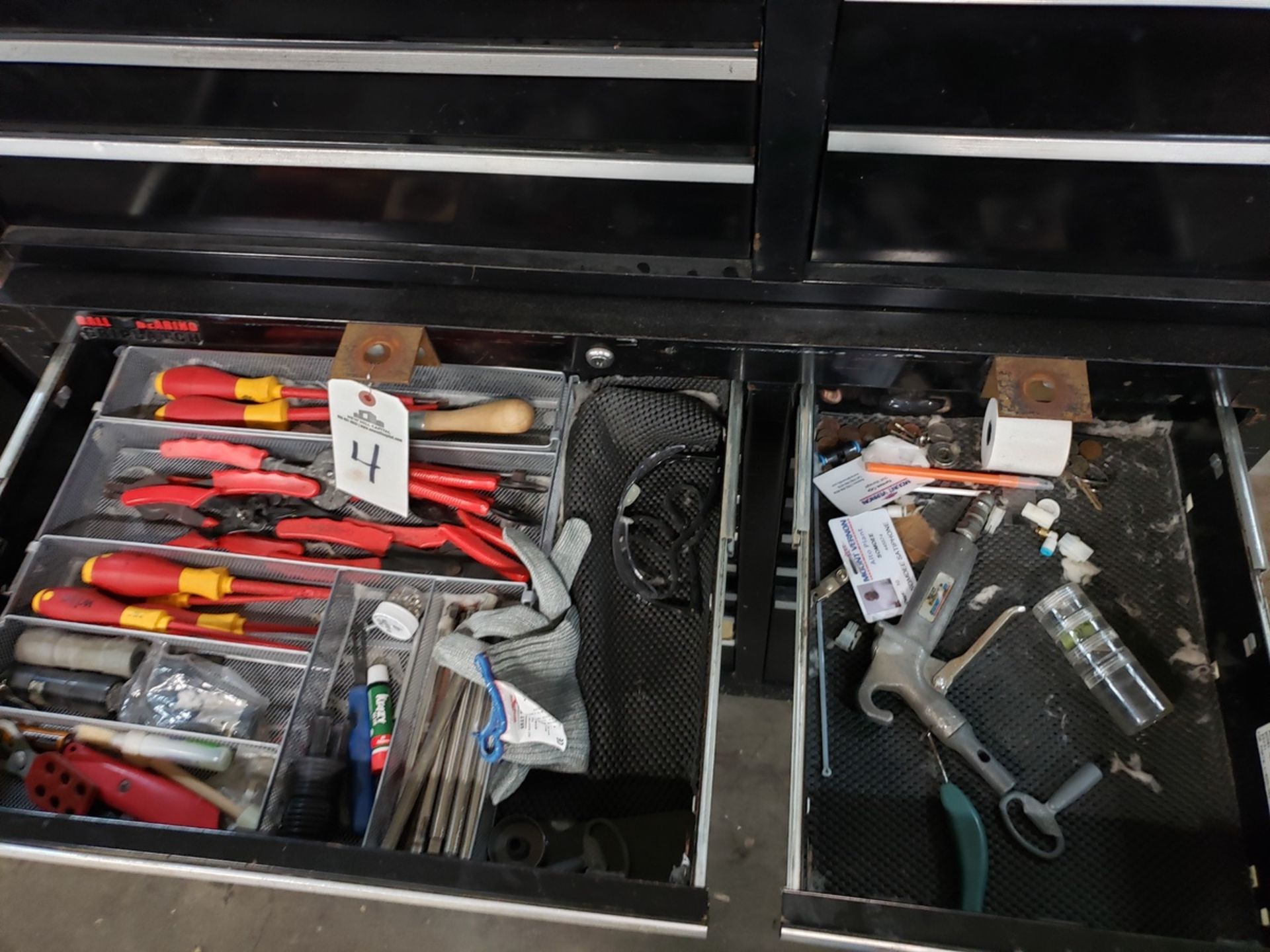 Craftsman Top & Bottom Tool Chests, W/ Contents, (See Additional Pictures) Rig Fee: $50 - Image 2 of 10