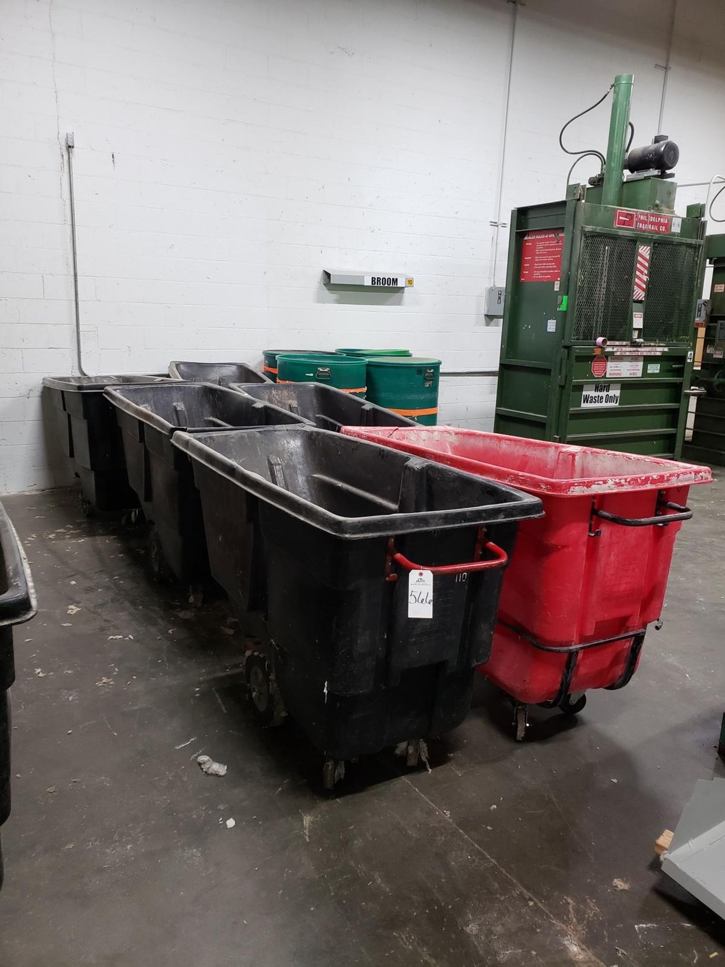 Lot of (6) Utility Carts Rig Fee: $25