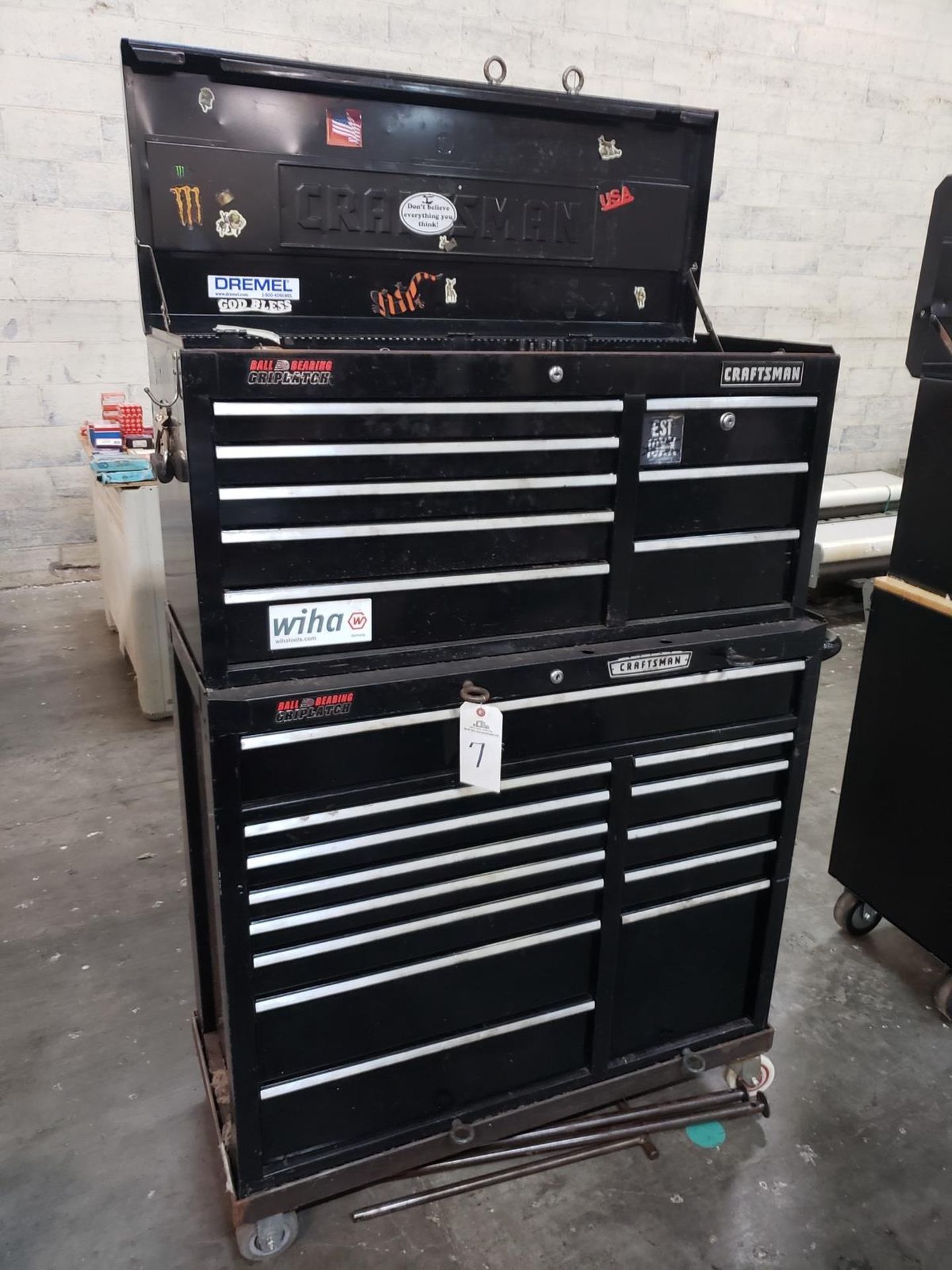 Craftsman Top & Bottom Tool Chests, W/ Contents, (See Additional Pictures) Rig Fee: $50
