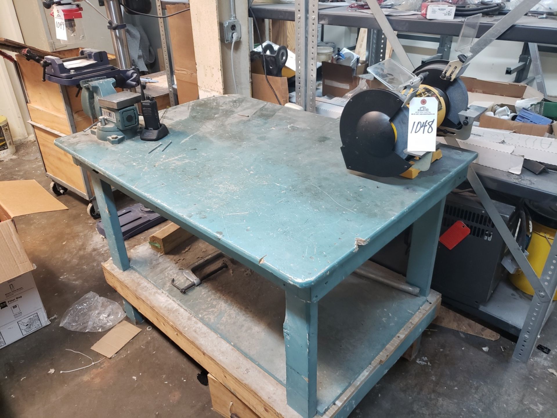 Work Bench W/Dual End Grinder and Vise Rig Fee: $50