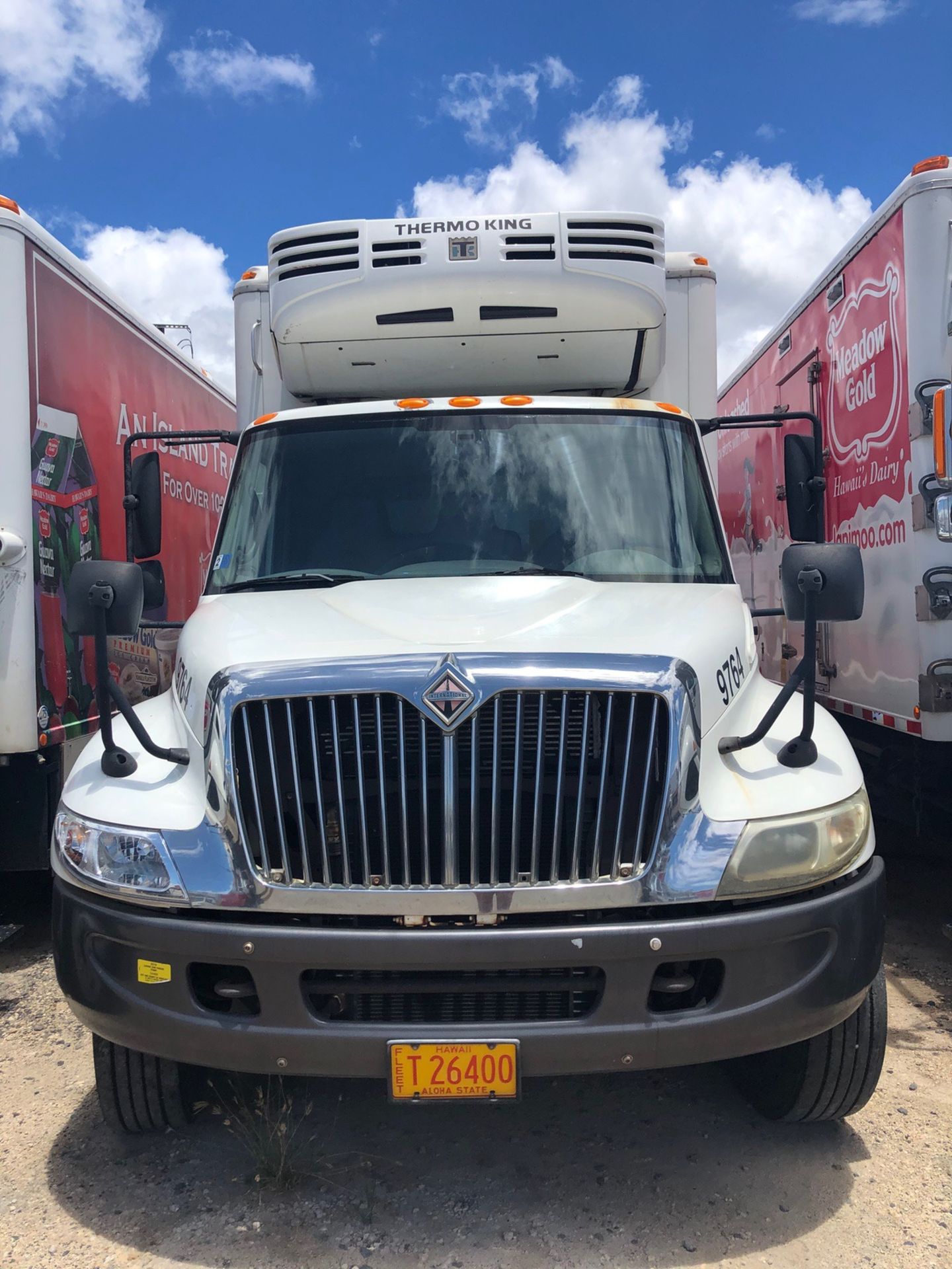 2003 International Model 4400 DT466E Refrigerated Single Box Tru (Sand Island Lot) | Buyer to Remove