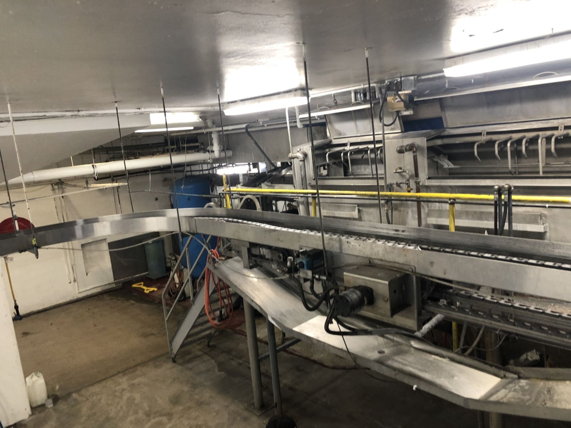 DCC Empty Case Over Head Conveyor | Rig $ See Desc - Image 9 of 12