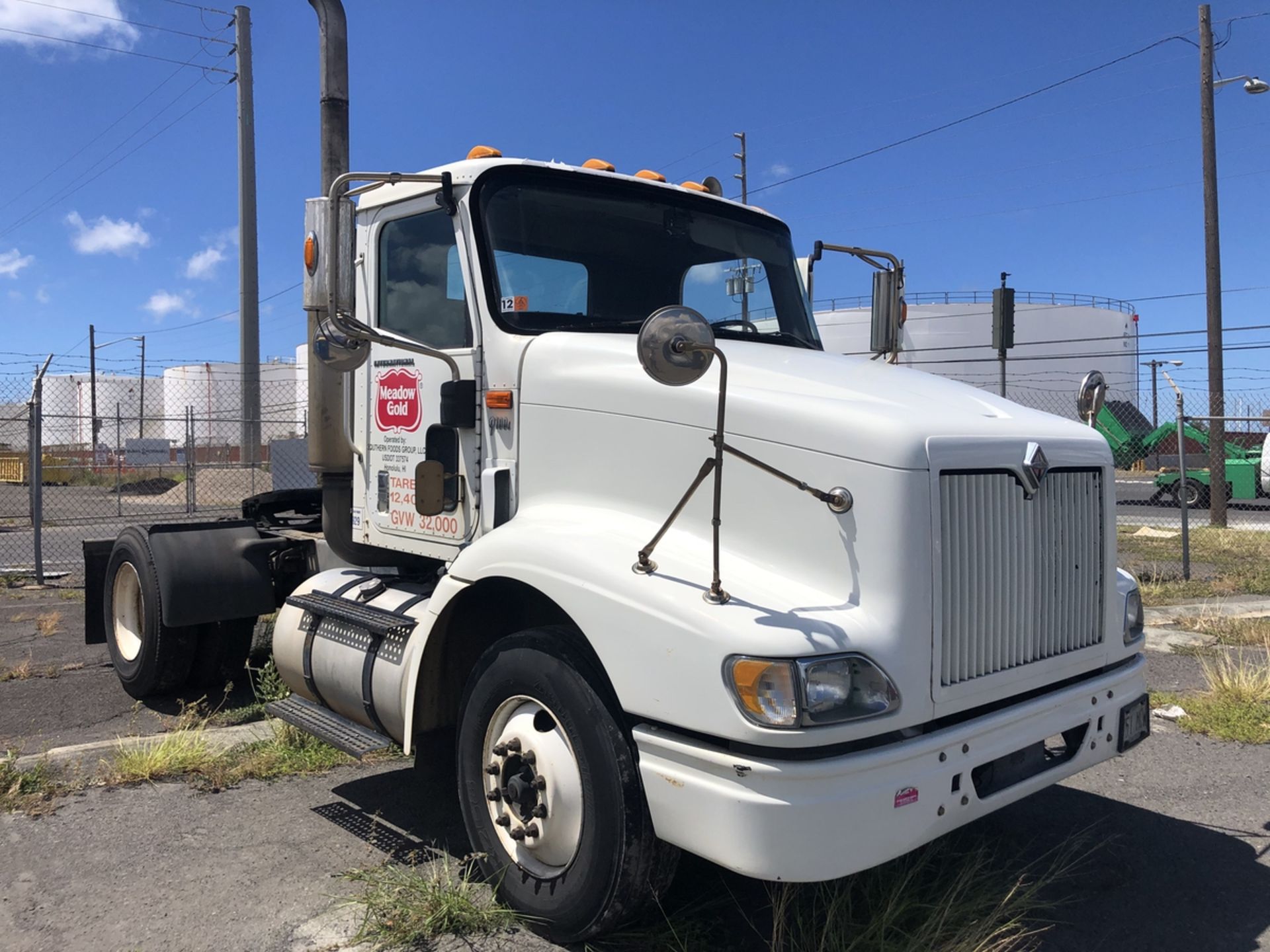 2002 International 9200i Tractor, Mileage 74,608, 2 Axles, Conve (Sand Island Lot) | Buyer to Remove - Image 3 of 15