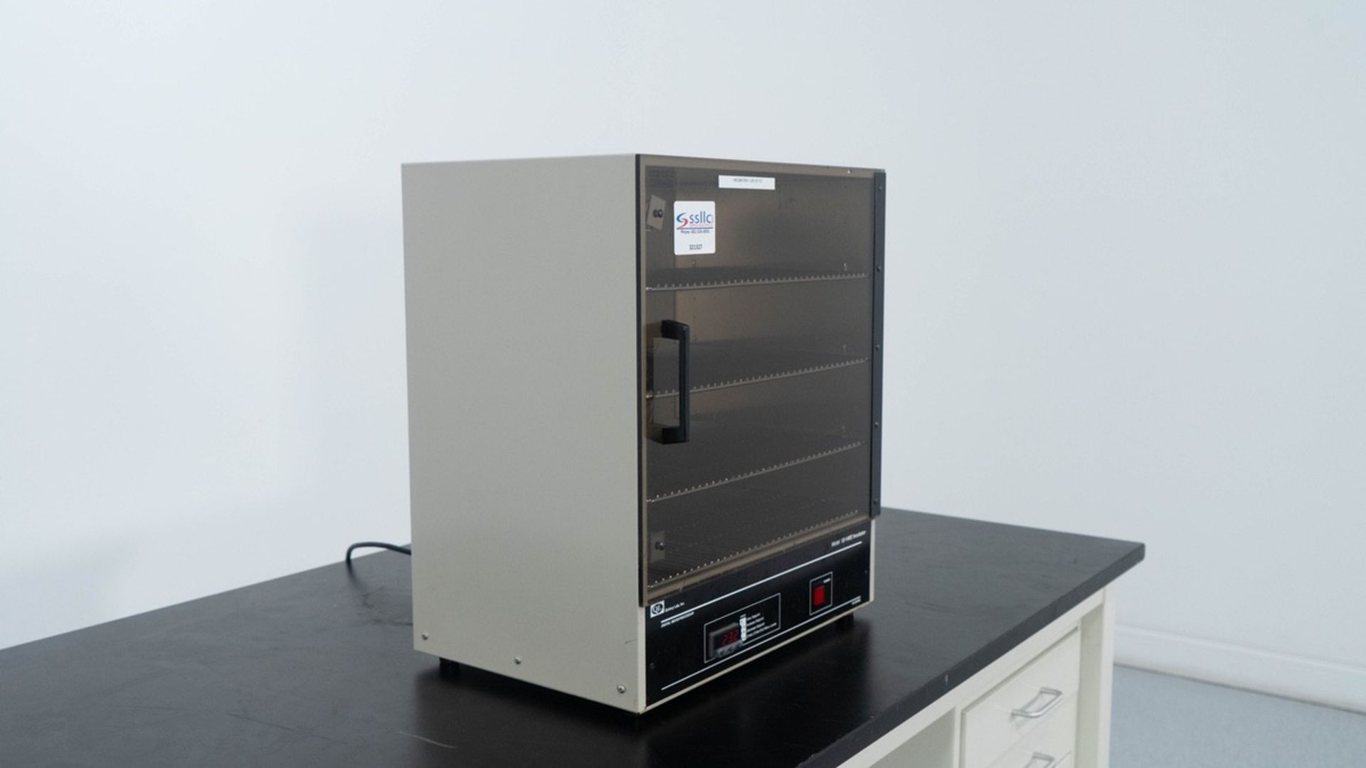 Quincy Lab 12-140E Benchtop Incubator, Model 12-140E, S/N: P-00676, Electrical: 115 | Rig Fee: $25 - Image 2 of 5