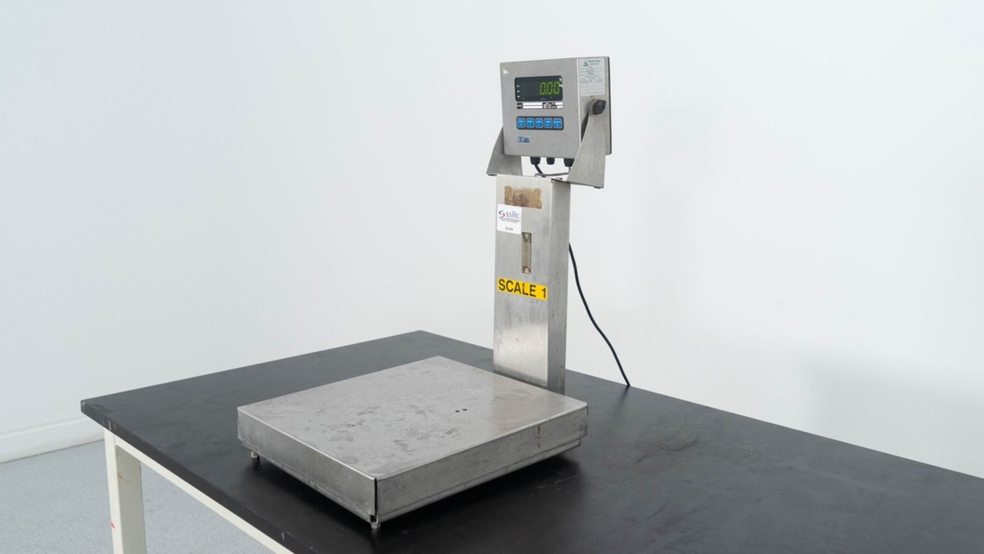 GSE 350 Digital Scale, Model 350, S/N: 48584, Electrical: 90-250V, 50/60Hz, 0.5Amps | Rig Fee: $25 - Image 3 of 5