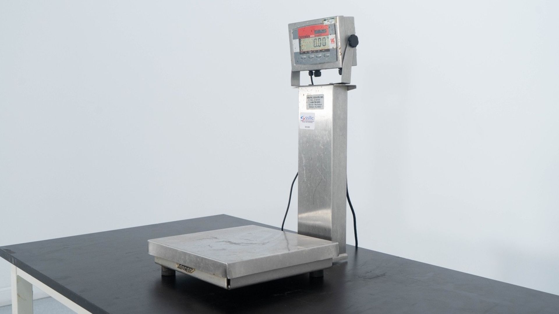 Ohaus Defender 3000XtremeW Digital Scale, Model T32XW, S/N: B819812813, (1) Ohaus D | Rig Fee: $25 - Image 3 of 5