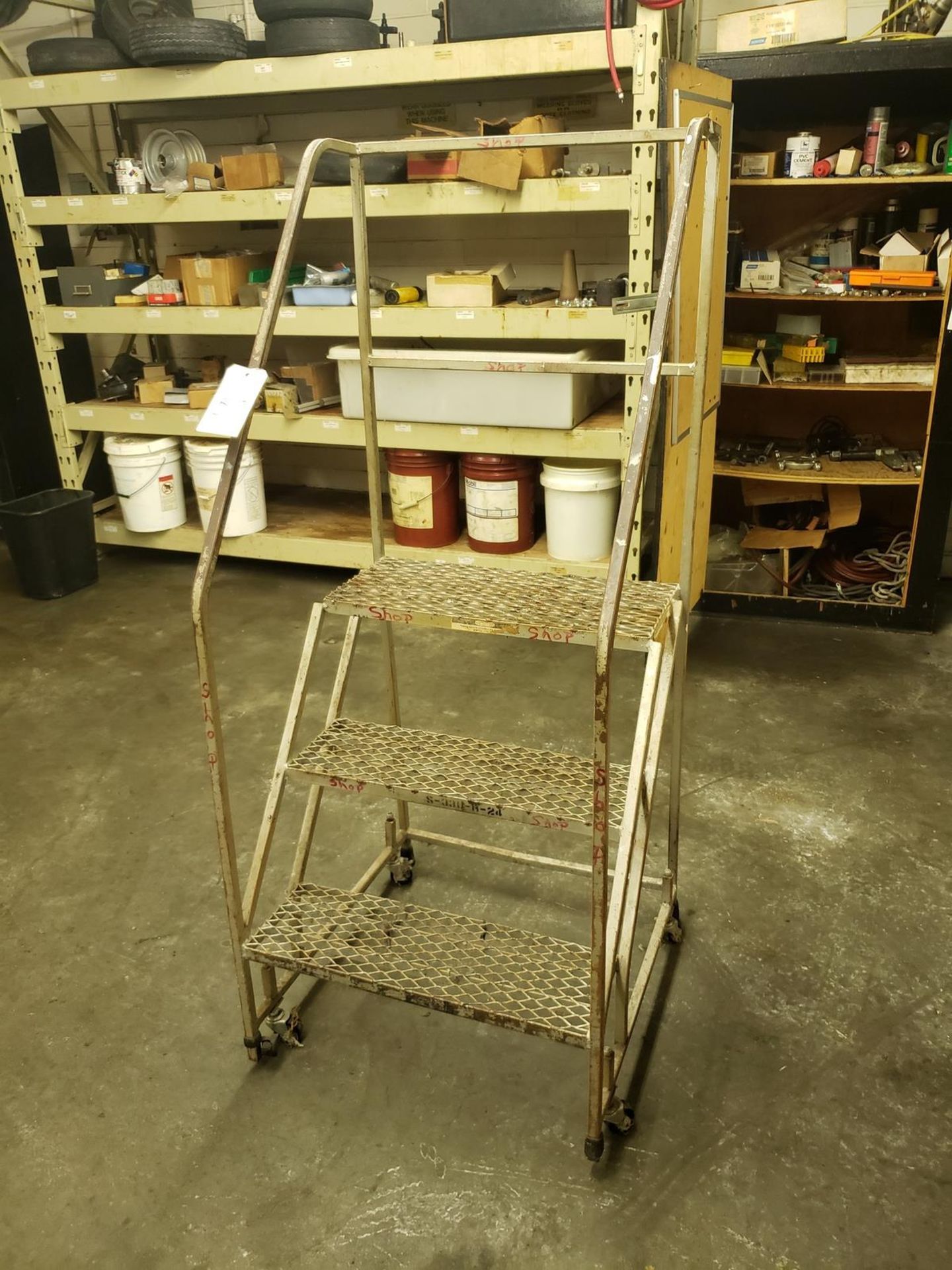 3 Foot Step Ladder | Rig Fee: $10