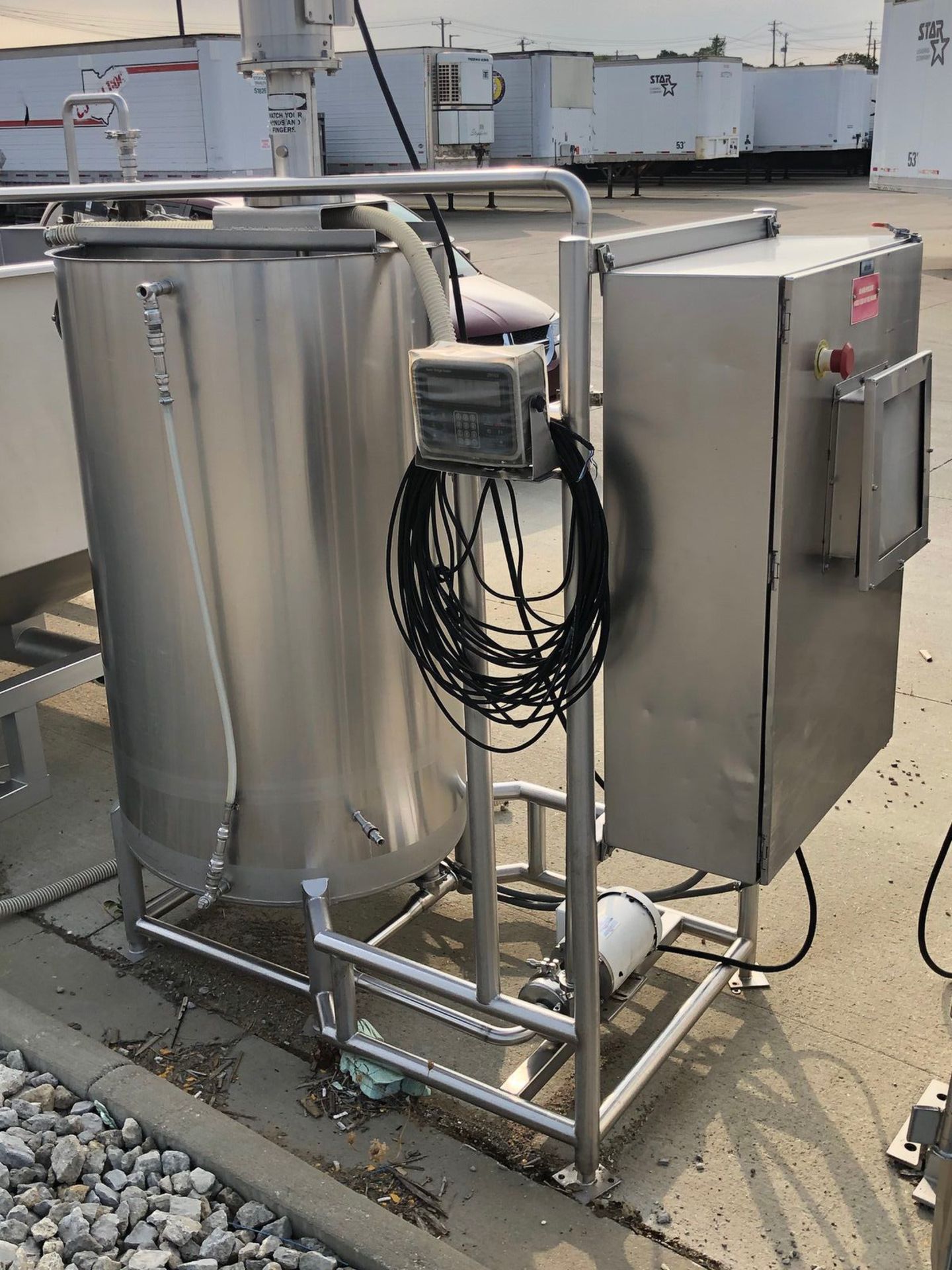 Stainelss Steel Brine Mixing Tank with Rotosolver Type Agitator and C | Rig Fee: $150 See Full Desc