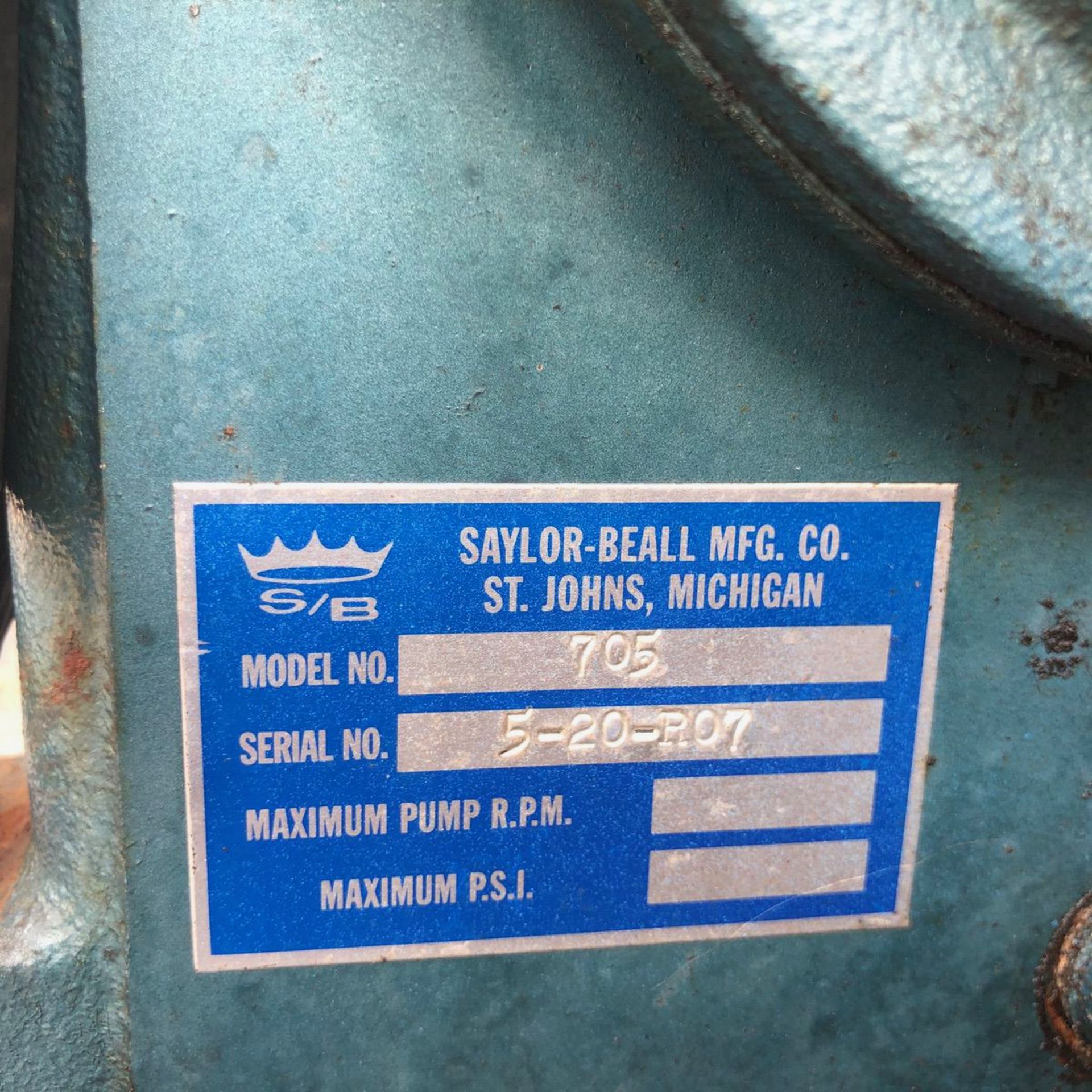 Saylor Beall Air compressor | Rig Fee: $150 See Full Desc - Image 2 of 3