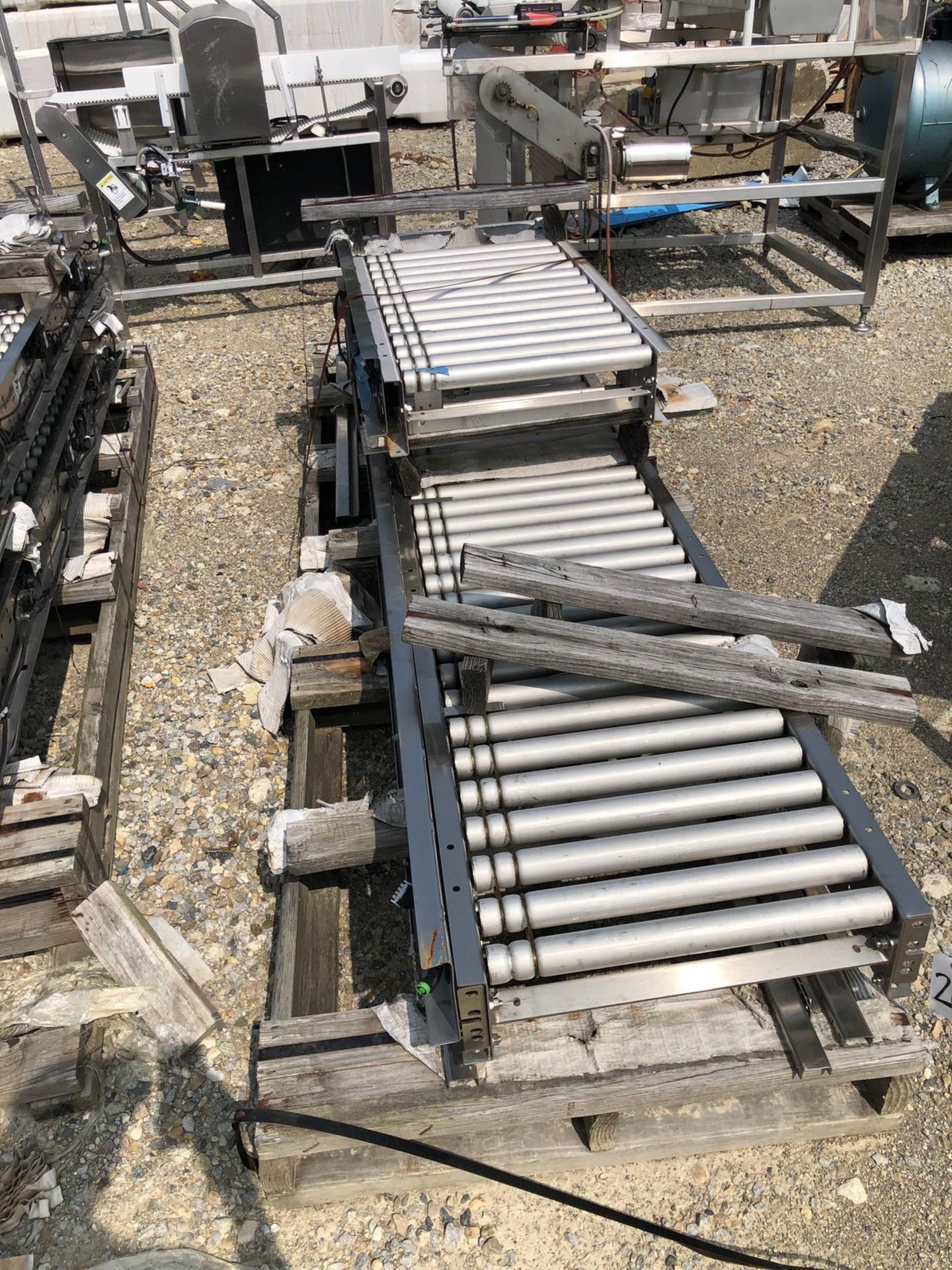 Conveyor line (New), Approx 20in W x 14ft Long | Rig Fee: $150 See Full Desc