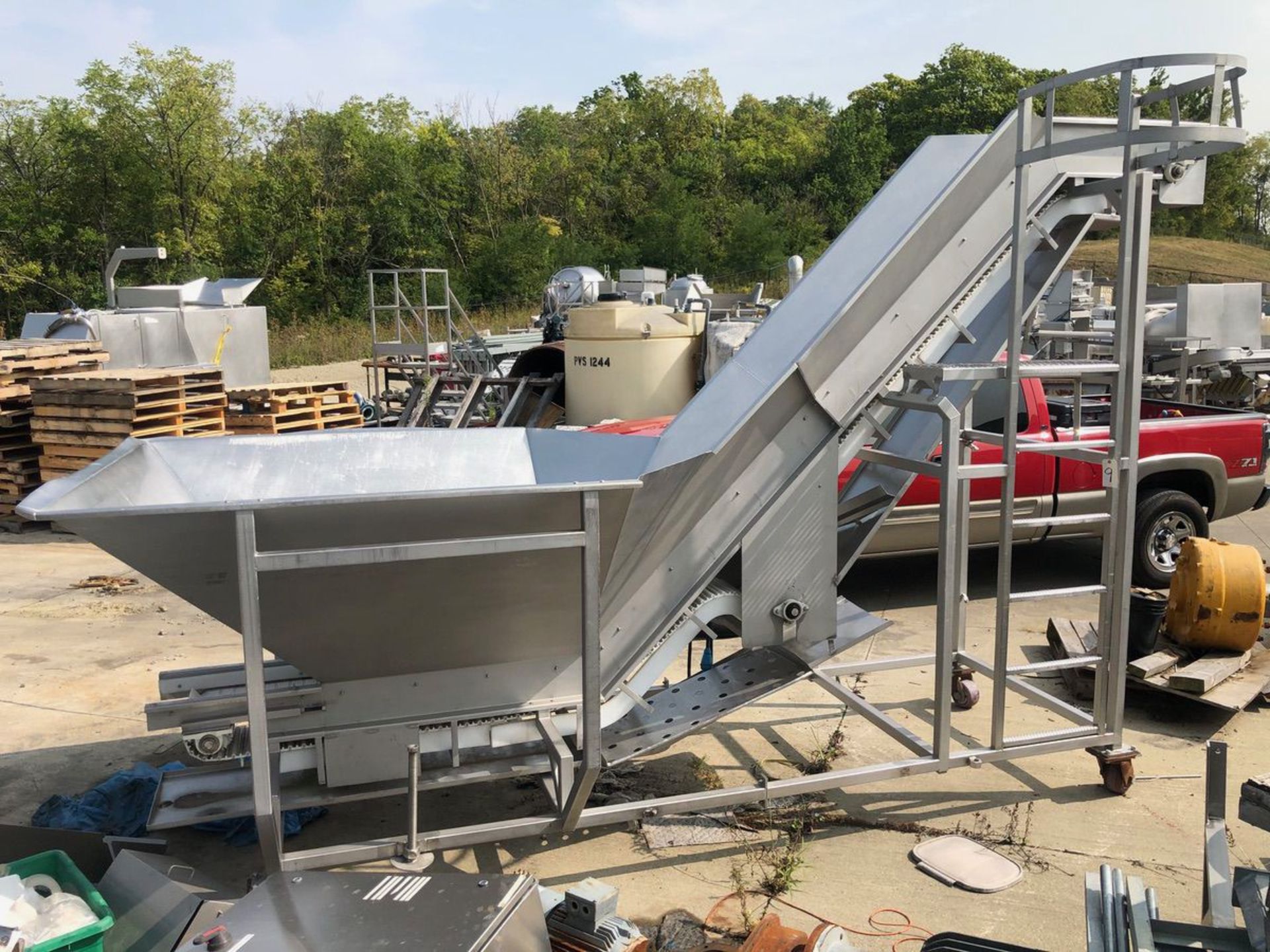 Stainless Steel Incline Flighted Conveyor with Hopper | Rig Fee: $250 See Full Desc - Image 3 of 3