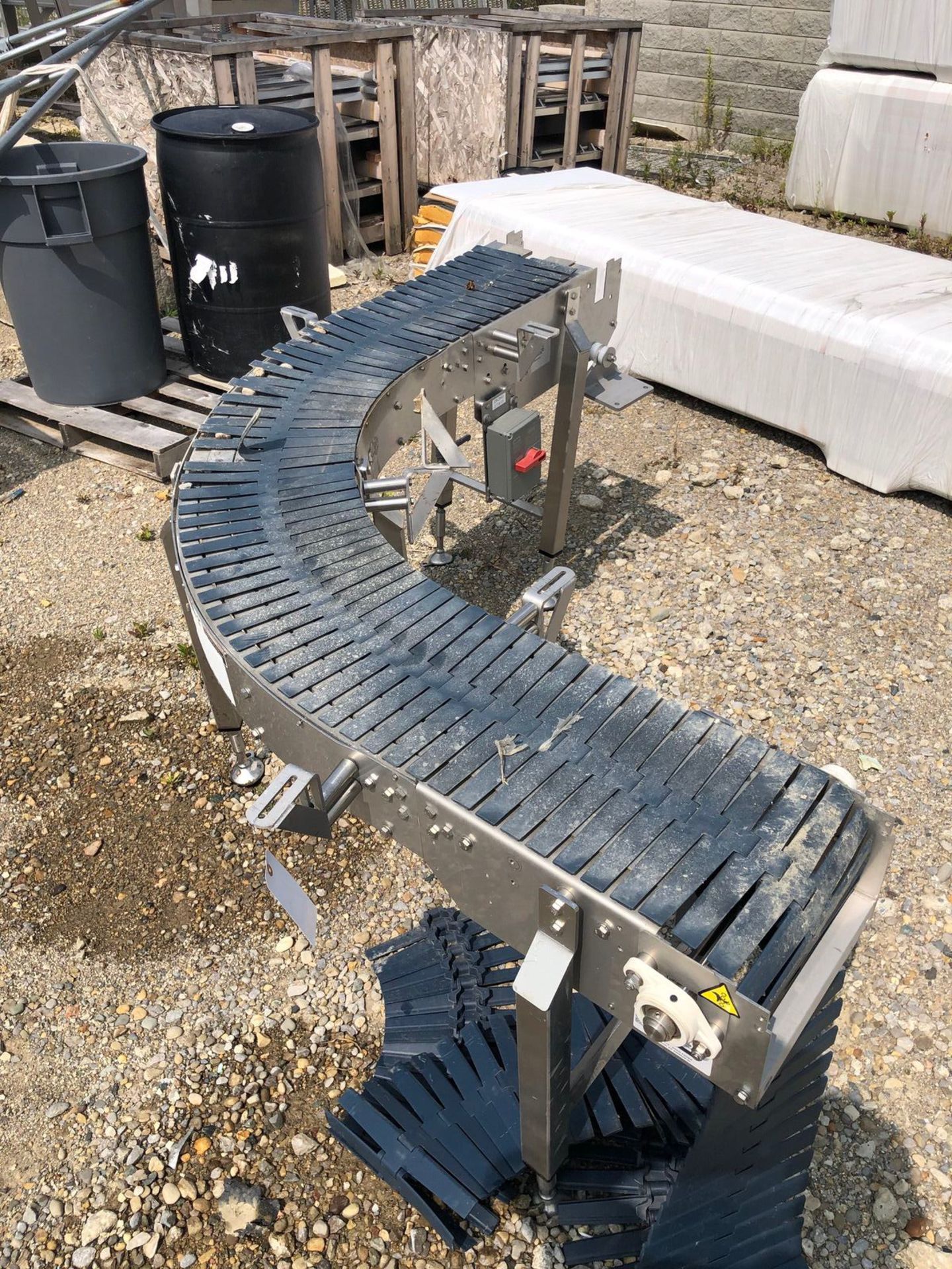 Conveyor, Approx 12in W x 9ft L | Rig Fee: $150 See Full Desc