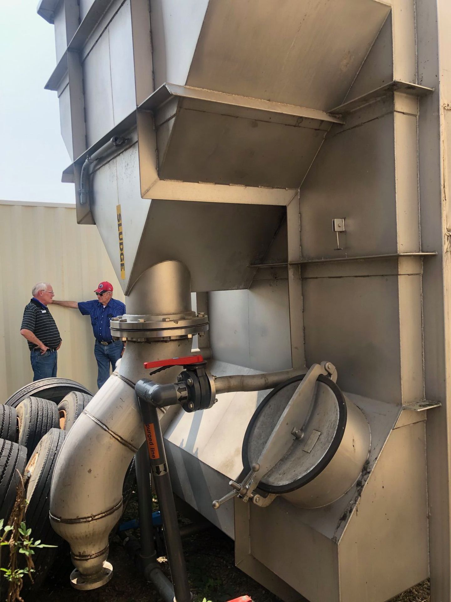 Stainless Steel DAF Tank (Located at Rigger's Warehouse/Yard) | Rig Fee: $500 See Full Desc - Image 4 of 5