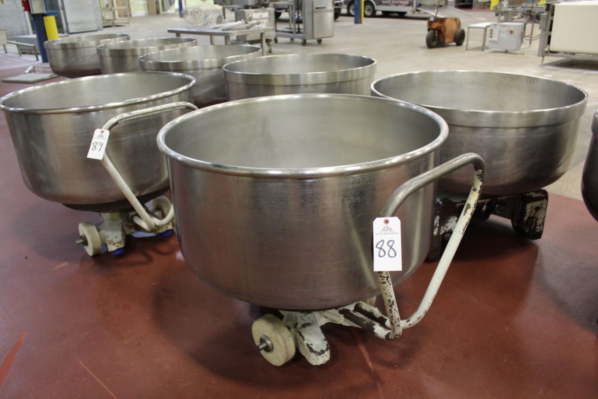 Spiral Dough Mixing Bowl, 38" I.D. X 21" Deep | Rig Fee: $25