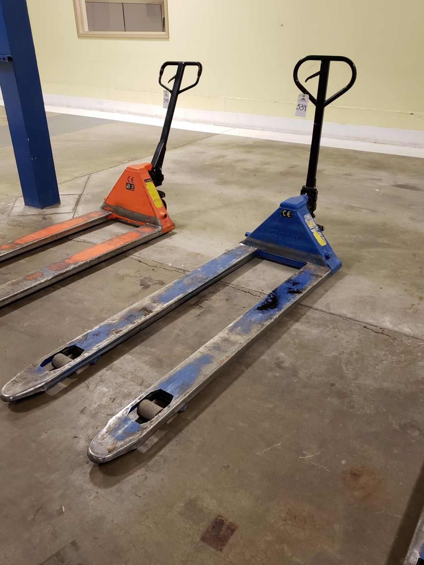 Pallet Jack | Rig Fee: $10