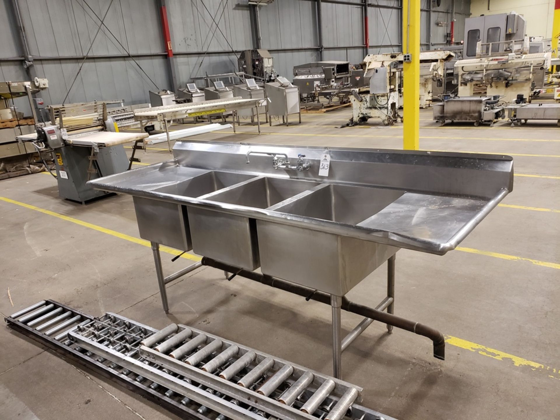 Stainless Steel Sink | Rig Fee: $20