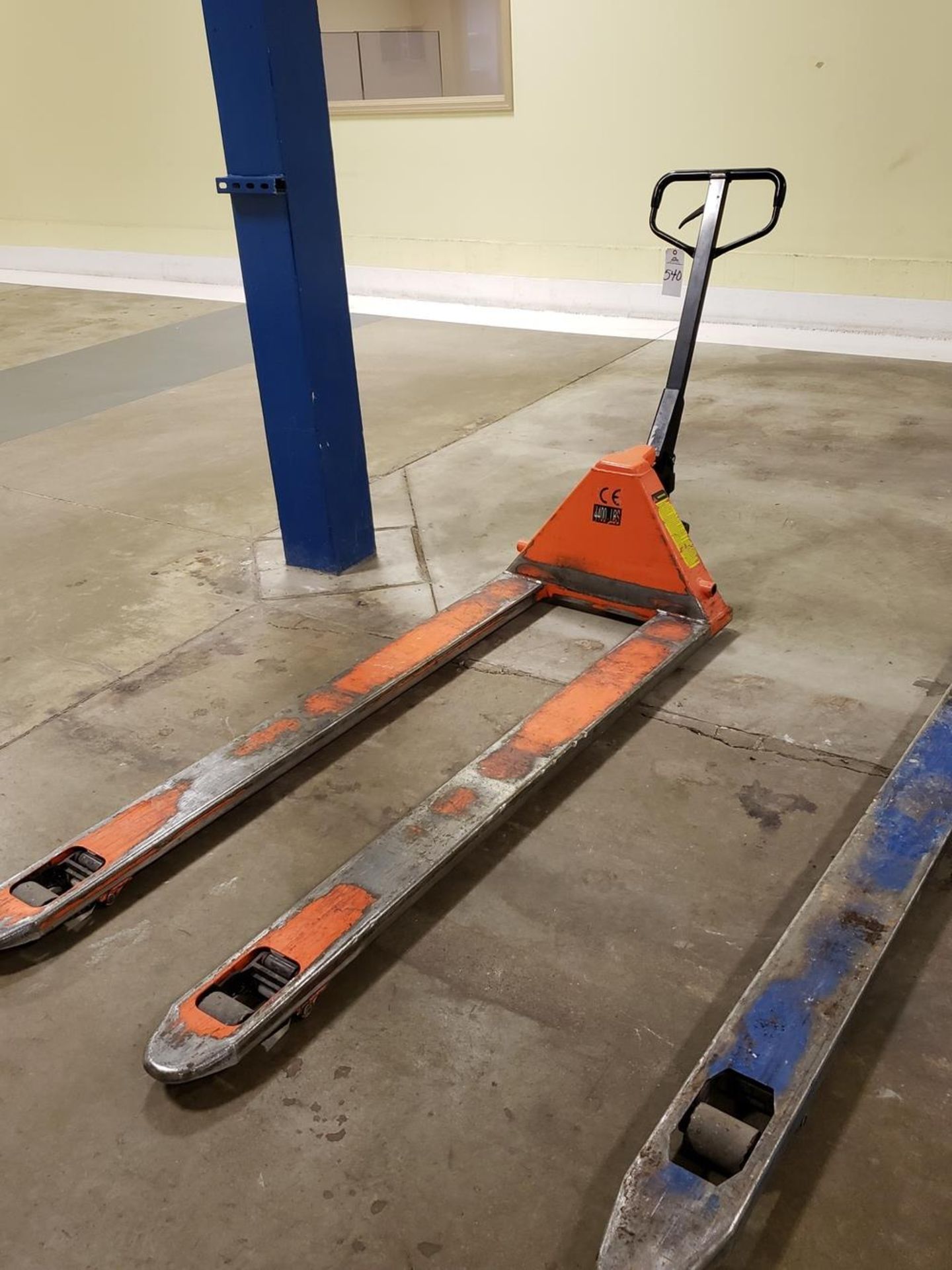 Pallet Jack | Rig Fee: $10