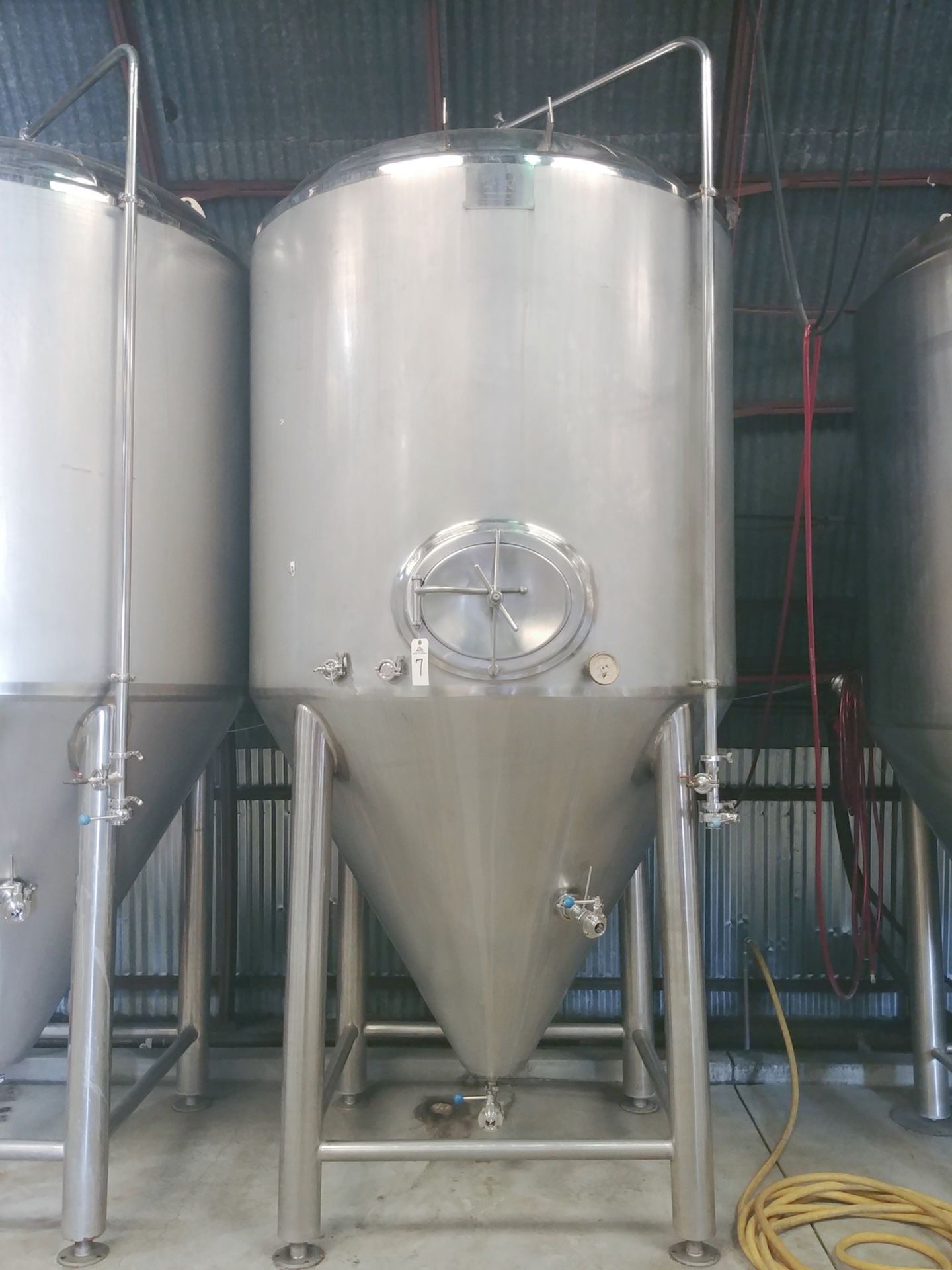 Pacific Brewing 30 BBL Unitank Fermenter, Glycol Jacketed, Appro - Sub to Bulk | Reqd Rig Fee: $900