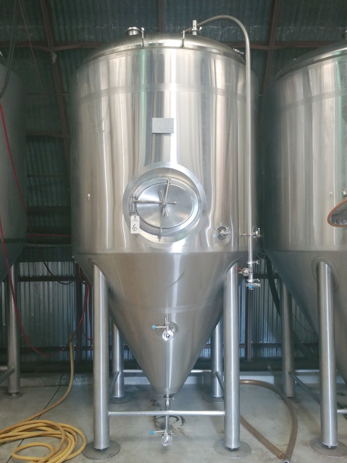 2013 Pacific Brewing 30 BBL Unitank Fermenter, Glycol Jacketed, - Sub to Bulk | Reqd Rig Fee: $900