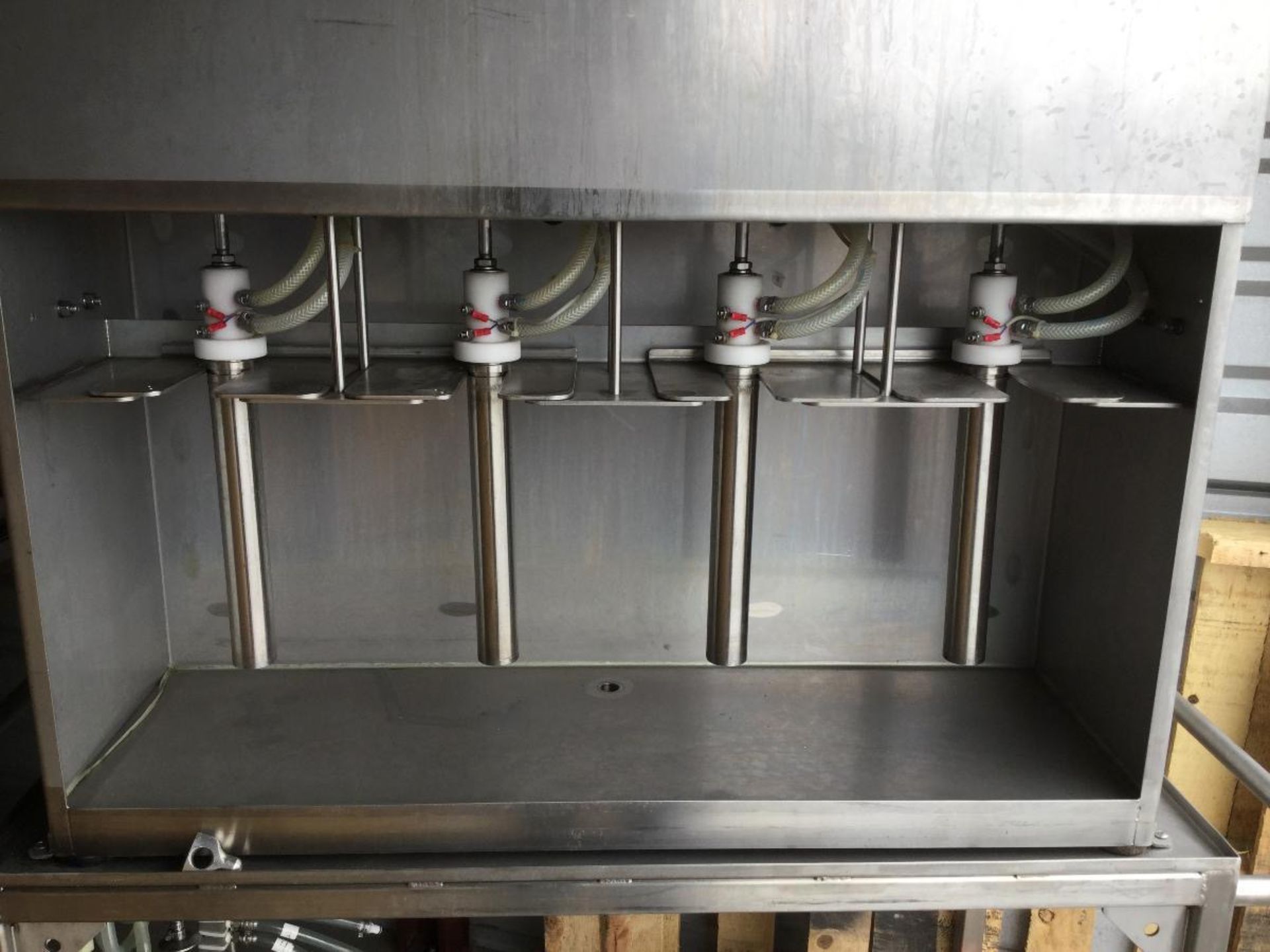 2018 MacDonald HDP DVF4 4-Head Bottle Filler, S/N: 18A32186001 - Loc: Richmond | Buyer to Remove - Image 3 of 7