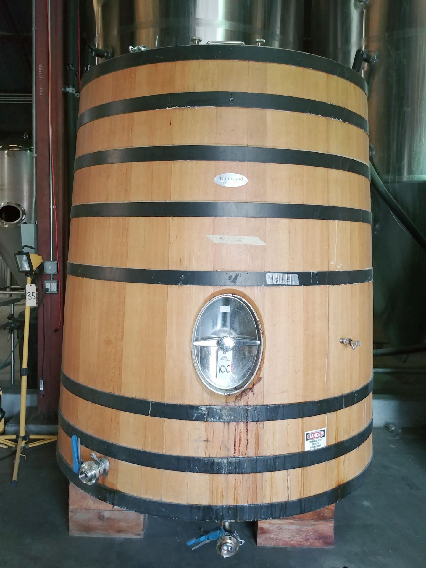 2016 Taransaud 4000L Foeder, Approx Dims: 6ft Dia x 8ft OAH - Sub to Bulk | Reqd Rig Fee: $550