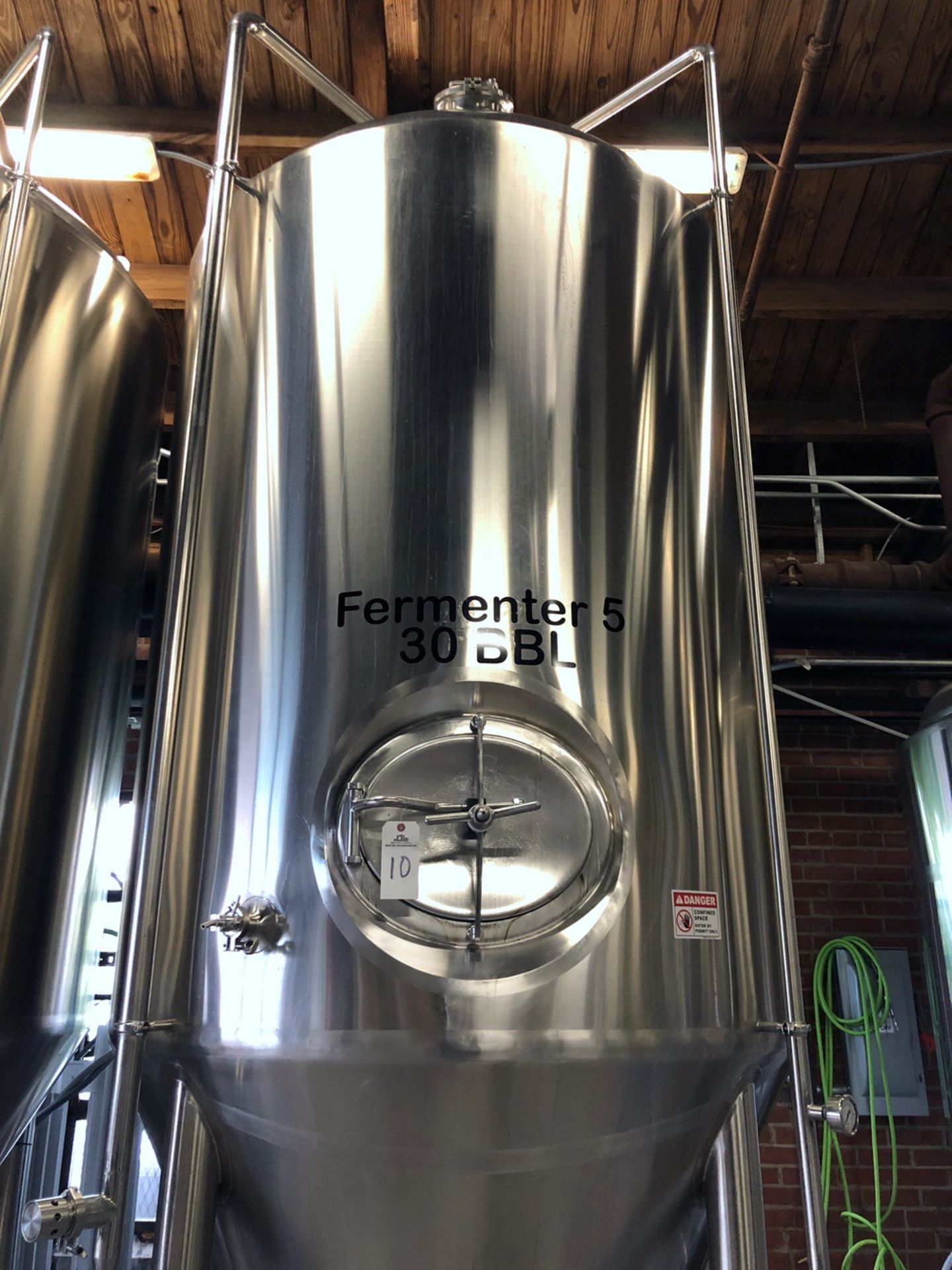 2011 Premier Stainless 30 BBL Fermenter, Glycol Jacketed, Approx Dim - Subj to Bulk | Rig Fee: $950 - Image 3 of 6