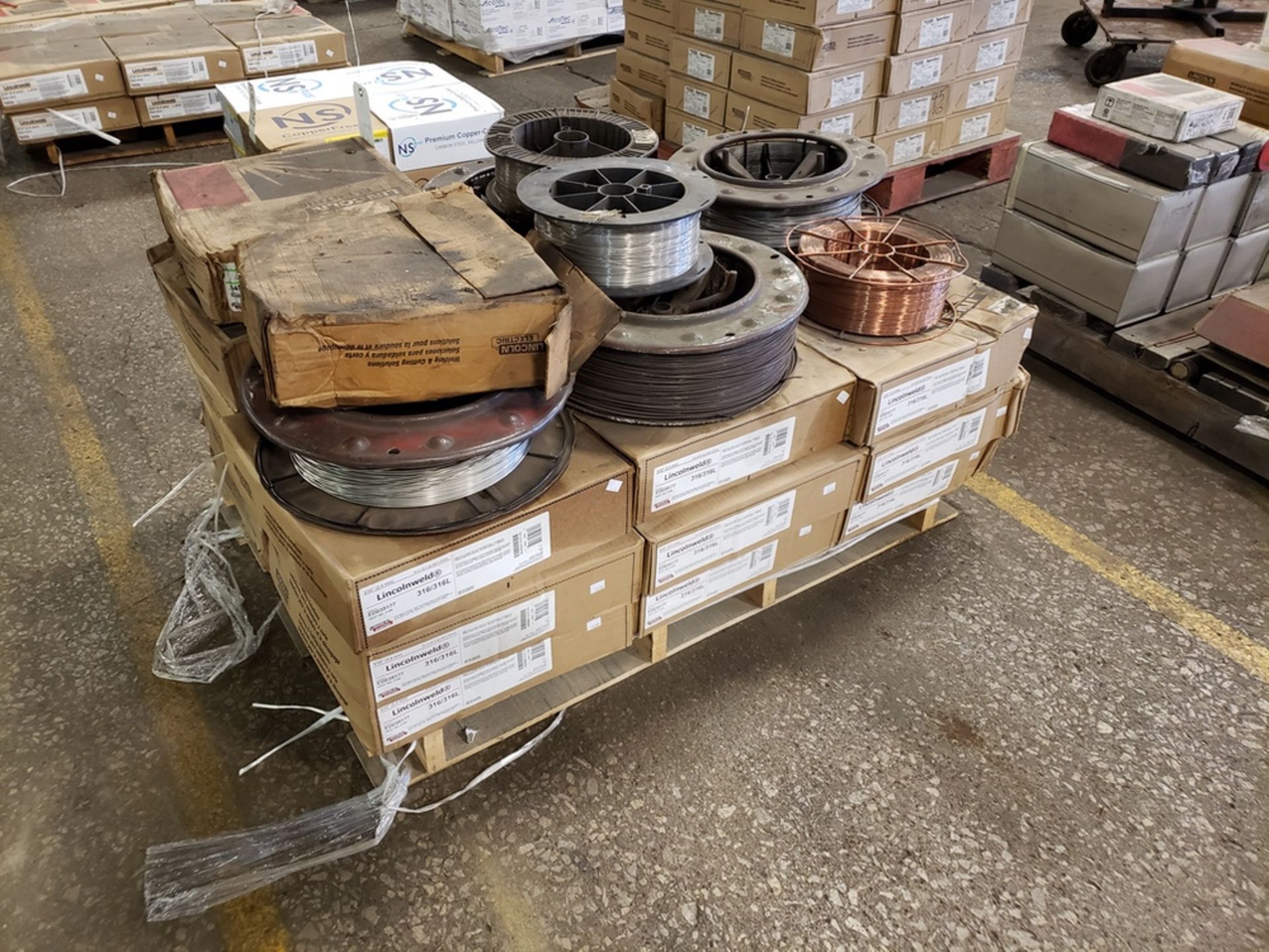 Pallet Lot Welding Wire | Rig Fee: $30 - Image 2 of 3